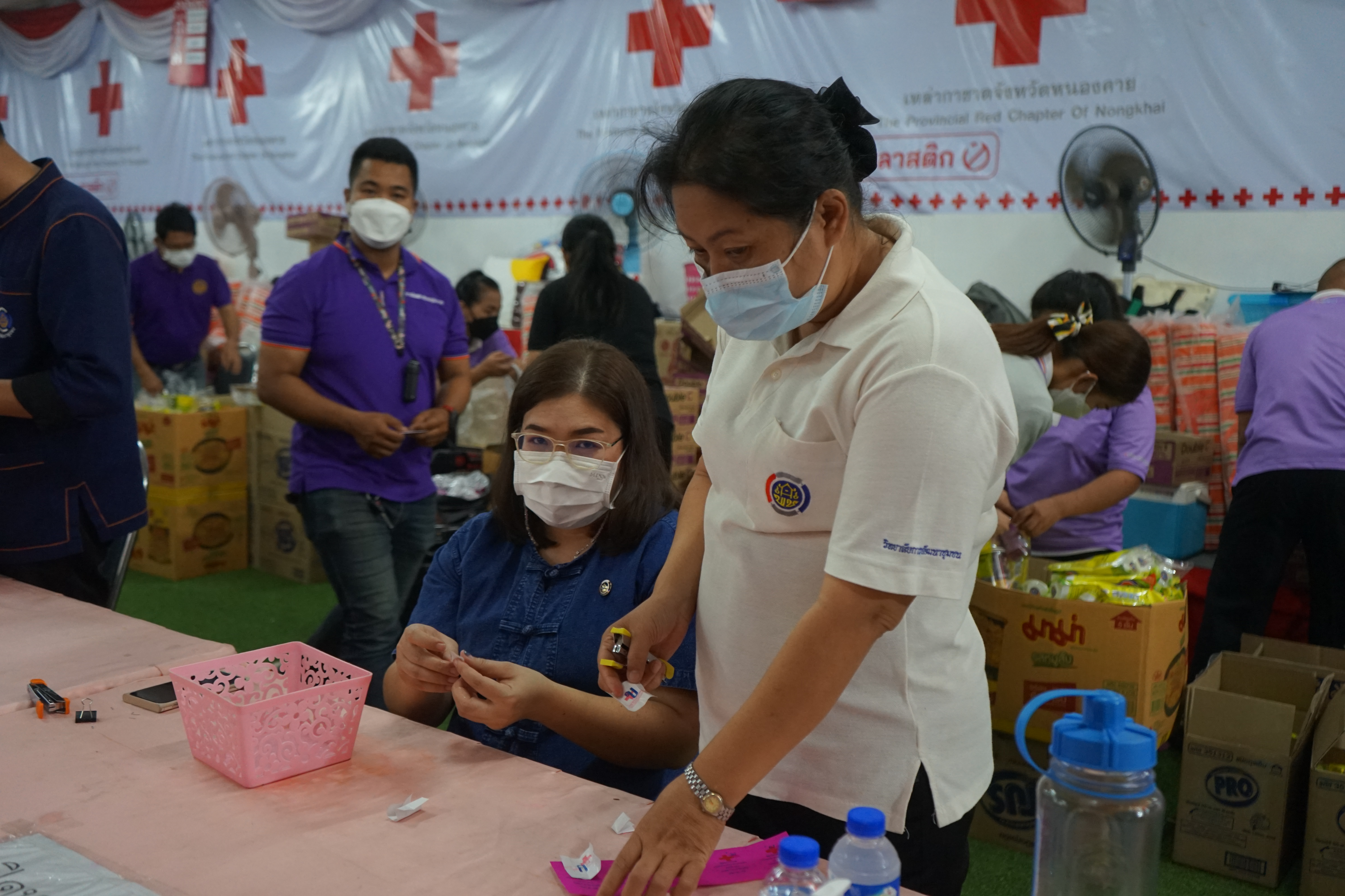 พช.หนองคาย ร่วมปฏิบัติหน้าที่งานกาชาด ประจำปี 2565