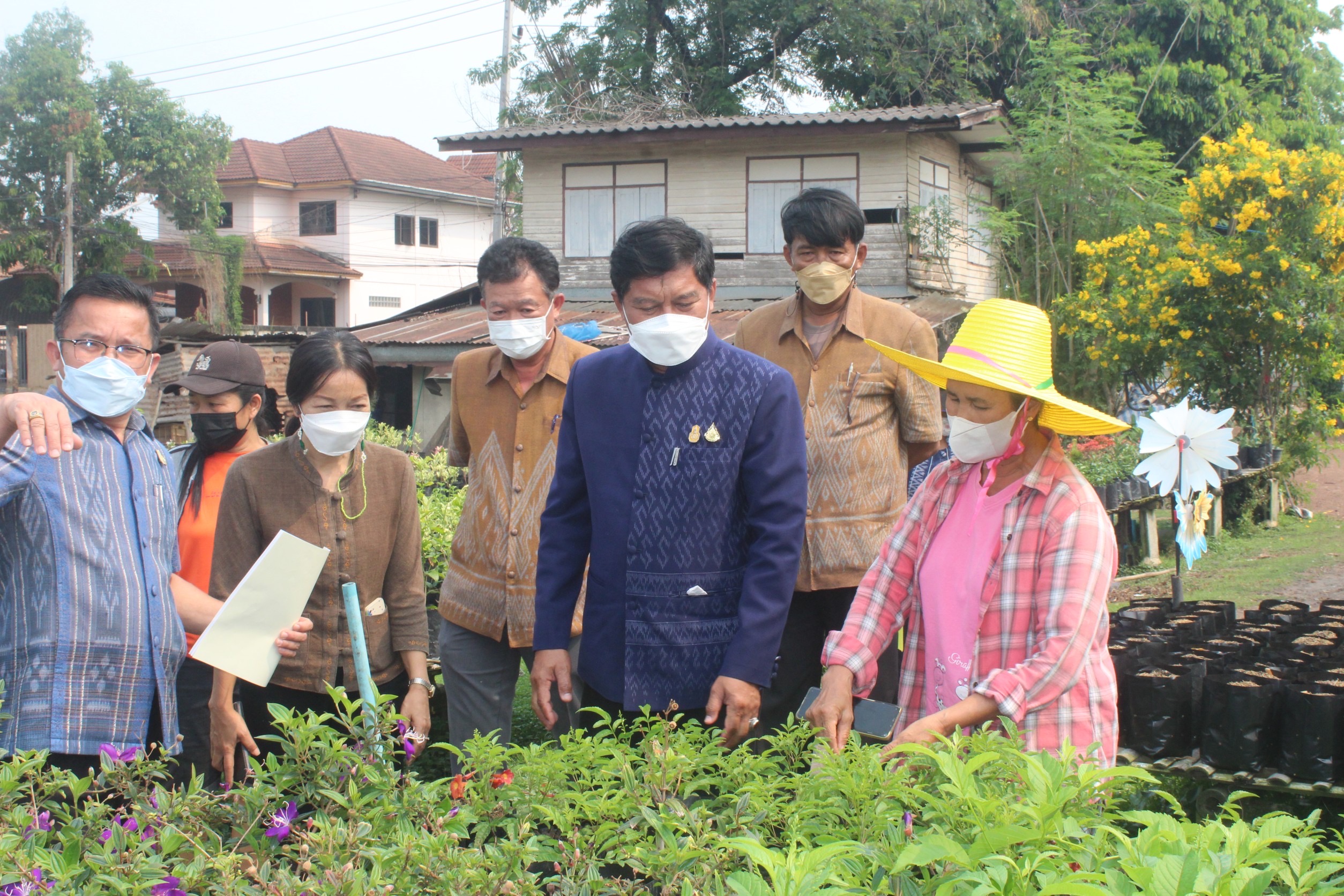 ผู้ตรวจราชการกรมการพัฒนาชุมชน เขตตรวจราชการที่ 10 (นายคมกริช ชินชนะ) ลงพื้นที่จังหวัดหนองคาย ประชุมเชิงปฏิบัติการตรวจติดตามผลการดำเนินงานของหน่วยรับตรวจรายไตรมาส ครั้งที่ 2/2565 และติดตามการดำเนินงานของกลุ่มอาชีพสมาชิกกองทุนพัฒนาบทบาทสตรี จังหวัดหนองคาย