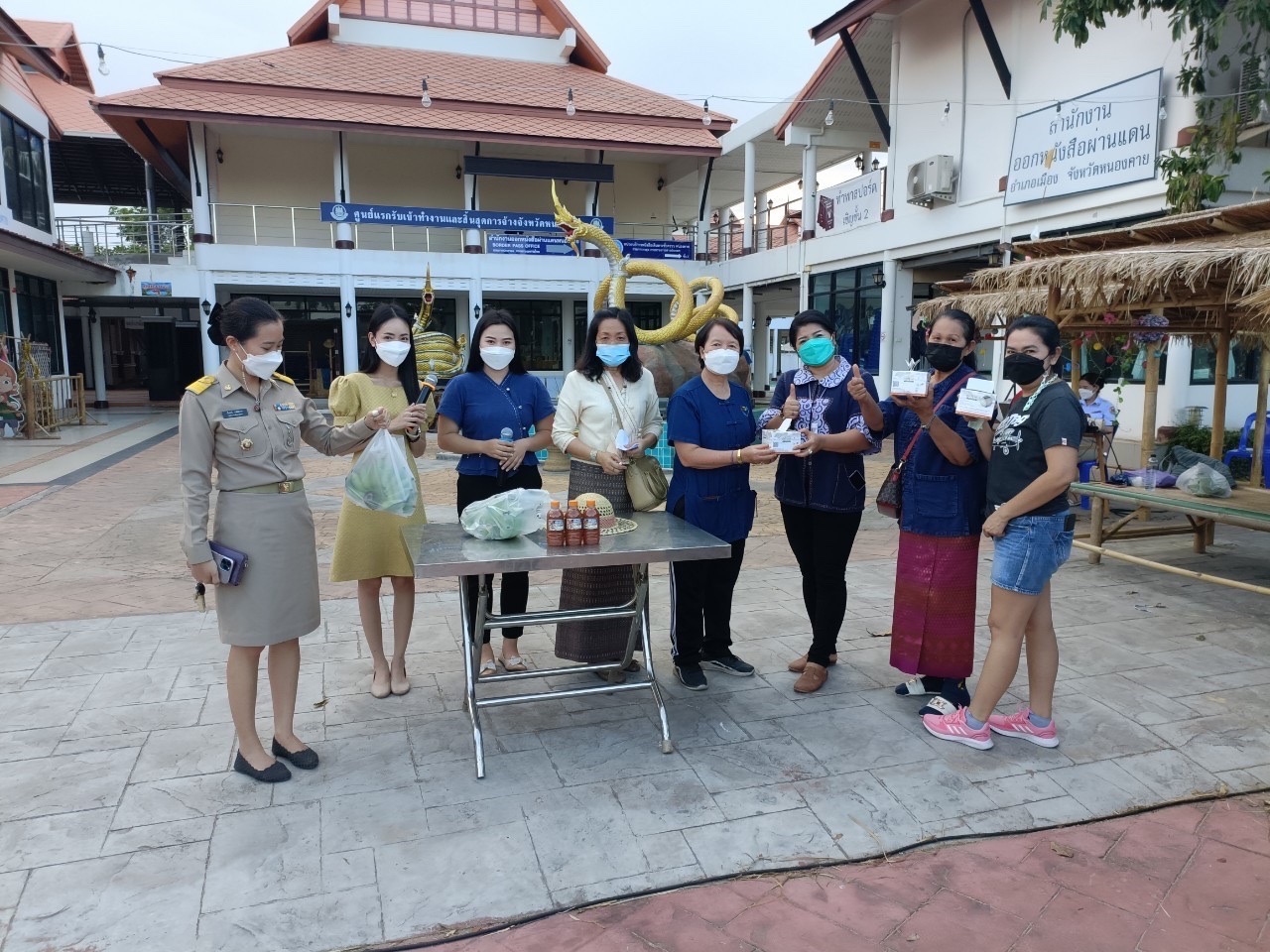 พช.หนองคาย จัดกิจกรรมส่งเสริมช่องทางการตลาดผลิตภัณฑ์กลุ่มอาชีพ สมาชิกกองทุนพัฒนาบทบาทสตรี จังหวัดหนองคาย