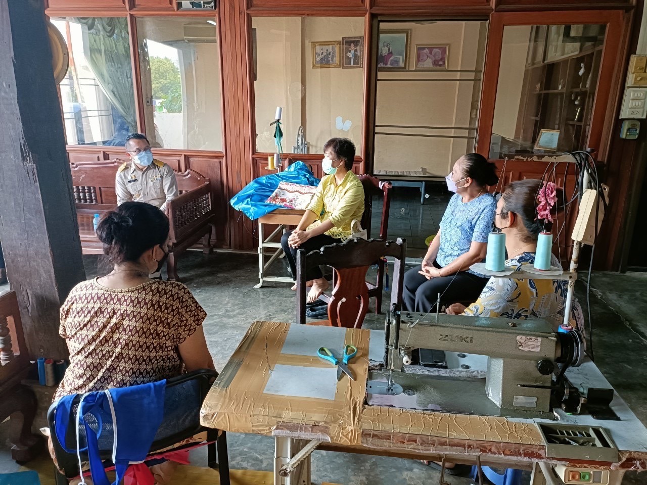 คณะอนุกรรมการบริหารกองทุนพัฒนาบทบาทสตรีจังหวัดหนองคาย ลงพื้นที่ติดตามประเมินและกลั่นกรองโครงการของสมาชิกกองทุนพัฒนาบทบาทสตรี ที่ยื่นขอกู้ยืมทุนหมุนเวียน อ.ท่าบ่อ อ.โพธิ์ตาก และ อ.สระใคร