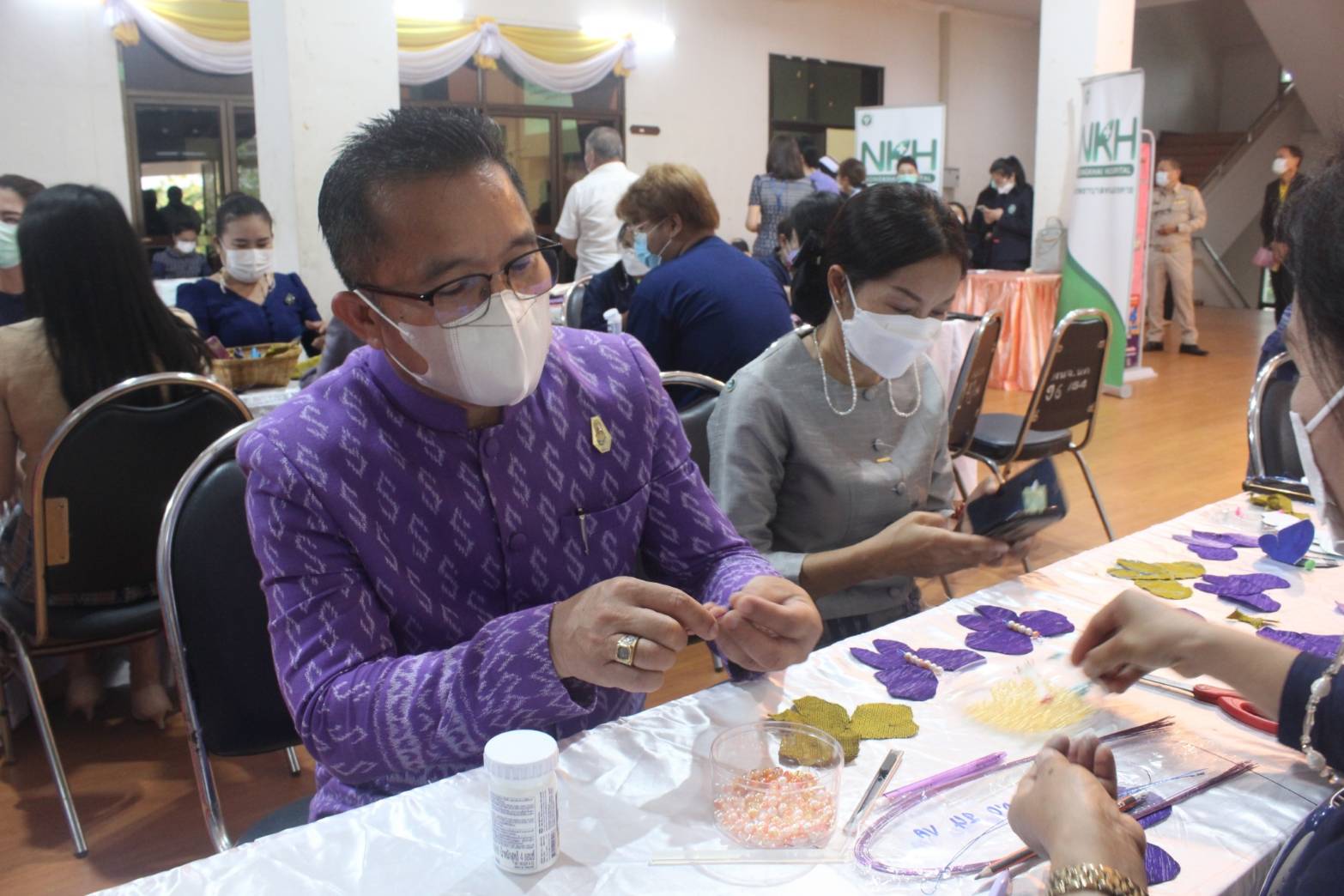 จังหวัดหนองคาย รวมพลังร้อยดวงใจ ประดิษฐ์ผีเสื้อเพื่อนำไปประดับในนิทรรศการเฉลิมพระเกียรติ สมเด็จพระนางเจ้าสิริกิติ์ พระบรมราชินีนาถ พระบรมราชชนนีพันปีหลวง เนื่องในโอกาสมหามงคลเฉลิมพระชนมพรรษา 90 พรรษา 12 สิงหาคม 2565