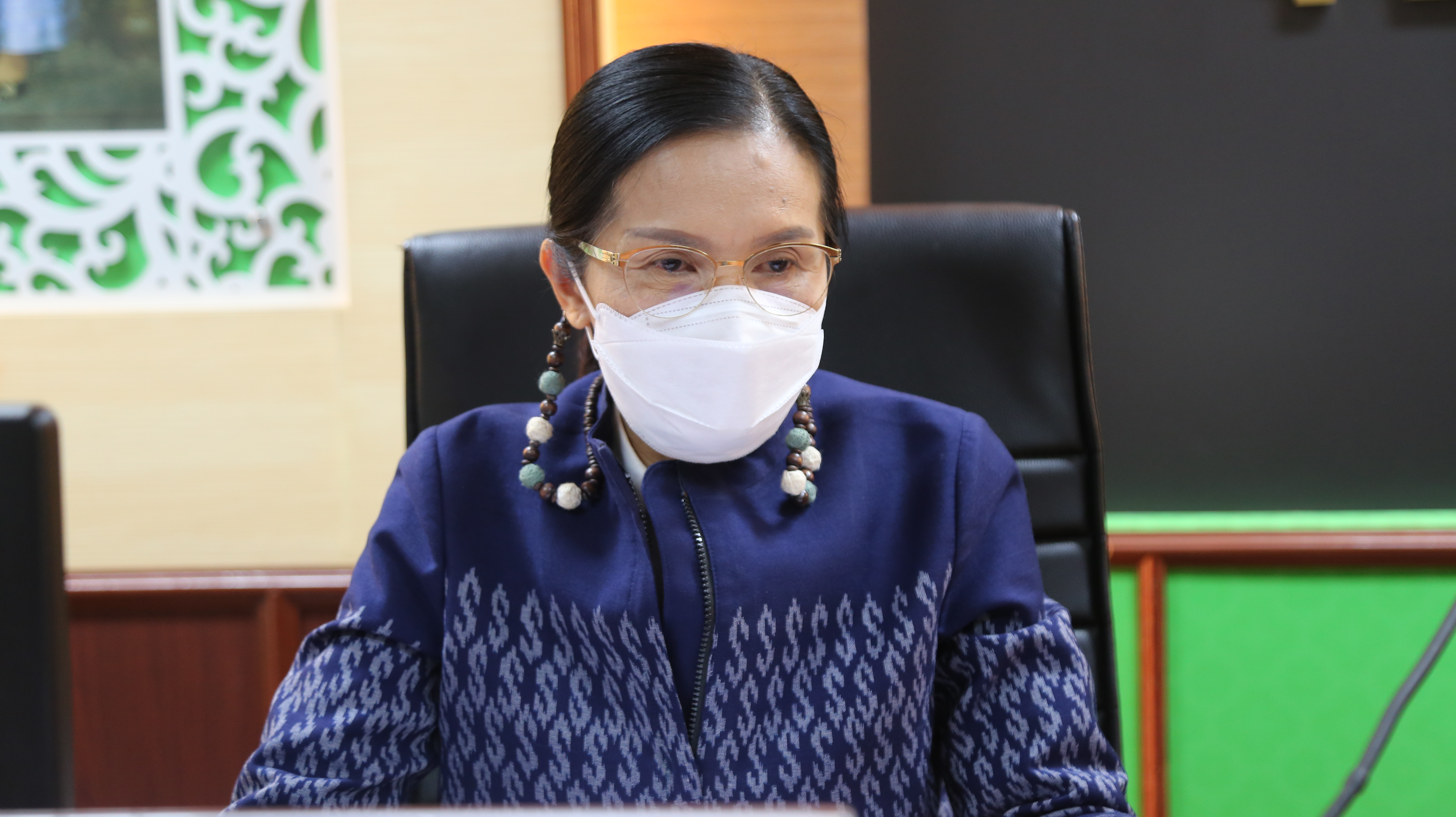 จังหวัดหนองคาย ประชุมคณะกรรมการบริหารศูนย์อำนวยการขจัดความยากจนและพัฒนาคนทุกช่วงวัยอย่างยั่งยืนตามหลักปรัชญ่ของเศรษฐกิจพอเพียงจังหวัดหนองคาย (คจพ.จ.) ครั้งที่ 2/2565