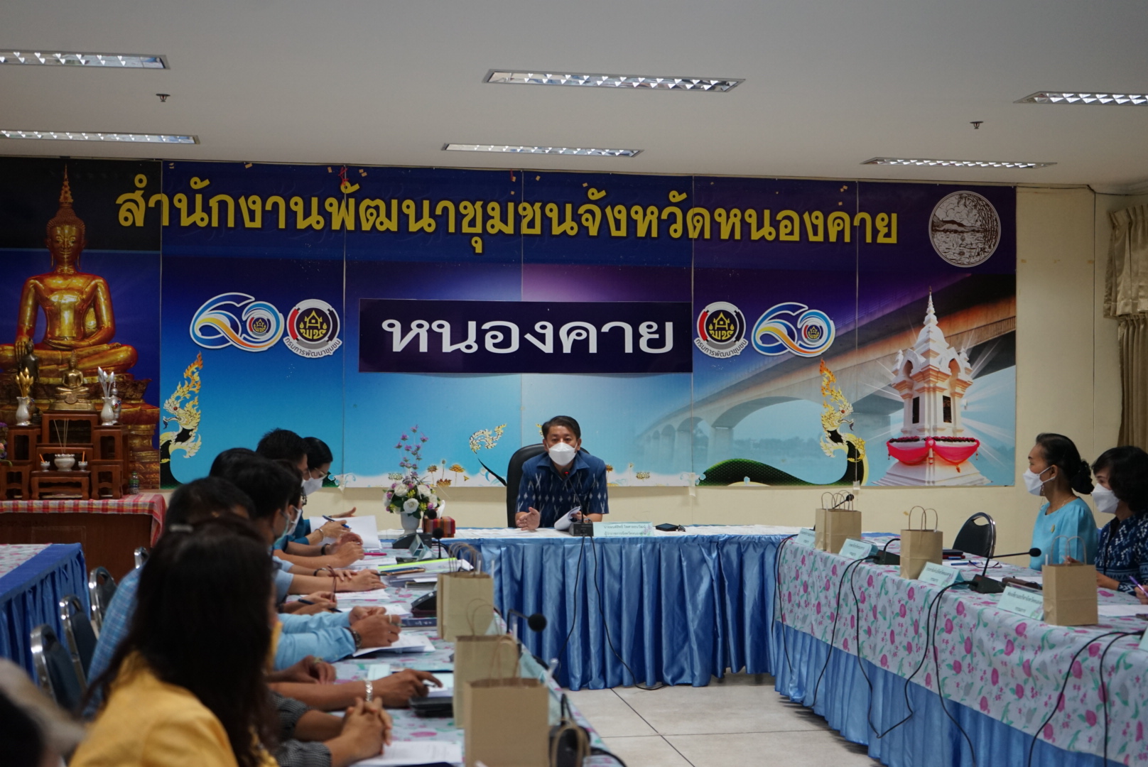 จังหวัดหนองคาย ประชุมคณะกรรมการขับเคลื่อนศูนย์แสดงและจำหน่ายผลิตภัณฑ์ OTOP จังหวัดหนองคาย ครั้งที่  2/ 2565