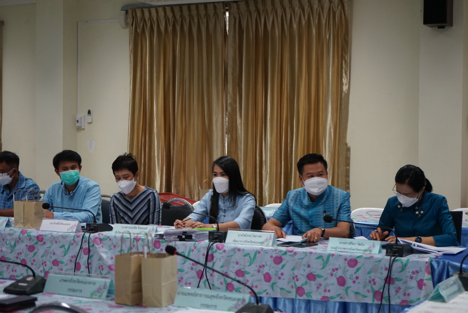 จังหวัดหนองคาย ประชุมคณะกรรมการขับเคลื่อนศูนย์แสดงและจำหน่ายผลิตภัณฑ์ OTOP จังหวัดหนองคาย ครั้งที่  2/ 2565