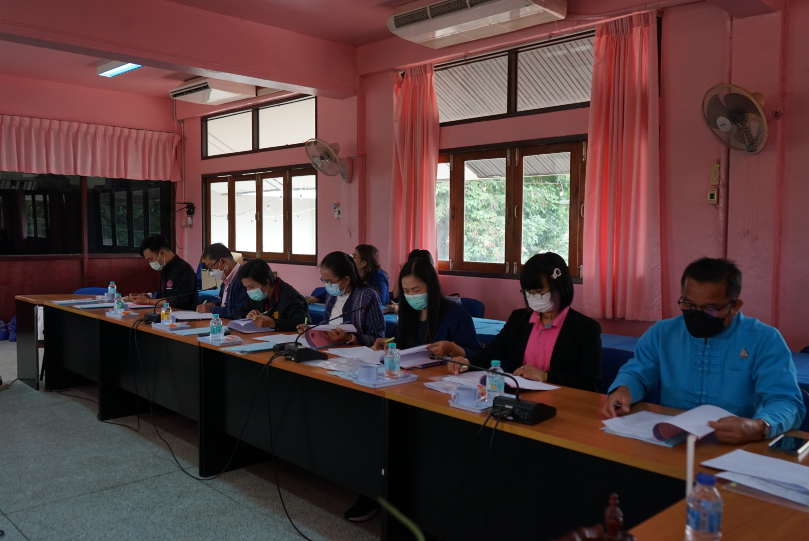 พช.หนองคาย ดำเนินการคัดเลือกคนกองทุนพัฒนาบทบาทสตรีดีเด่น ระดับจังหวัด ประจำปี 2565