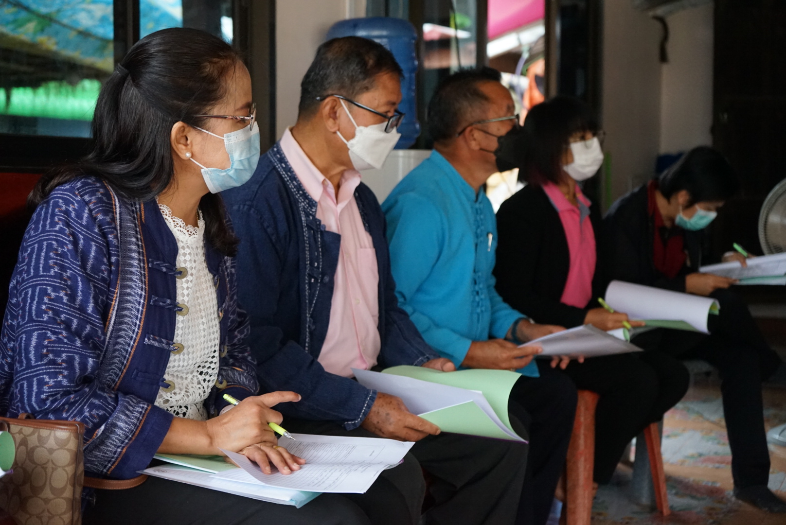 พช.หนองคาย ดำเนินการคัดเลือกคนกองทุนพัฒนาบทบาทสตรีดีเด่น ระดับจังหวัด ประจำปี 2565