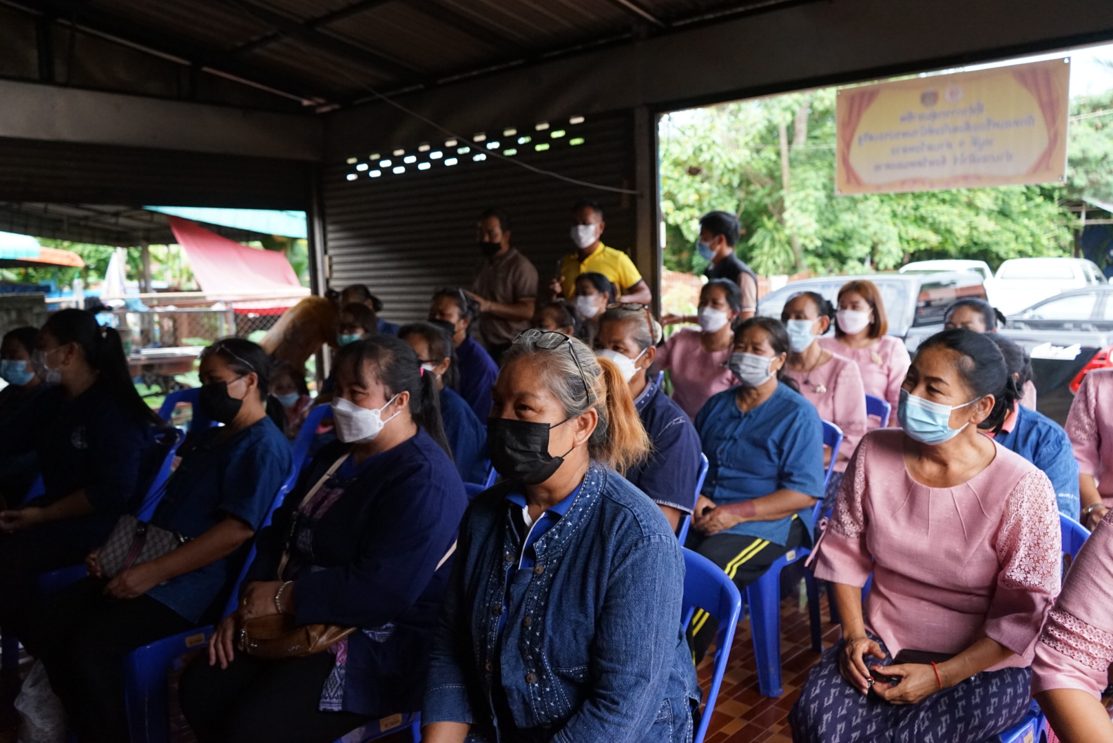 พช.หนองคาย ดำเนินการคัดเลือกคนกองทุนพัฒนาบทบาทสตรีดีเด่น ระดับจังหวัด ประจำปี 2565