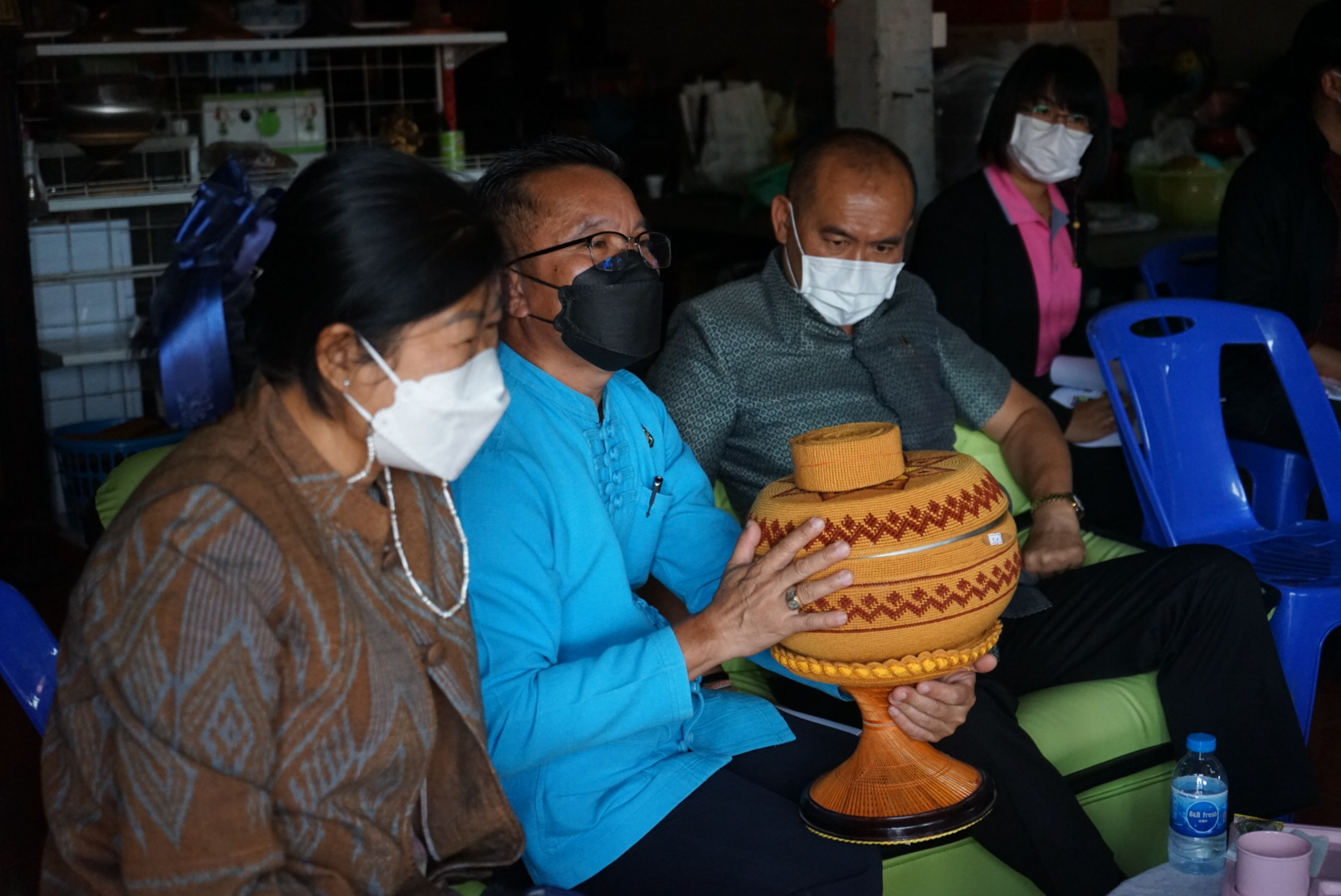 พช.หนองคาย ดำเนินการคัดเลือกคนกองทุนพัฒนาบทบาทสตรีดีเด่น ระดับจังหวัด ประจำปี 2565