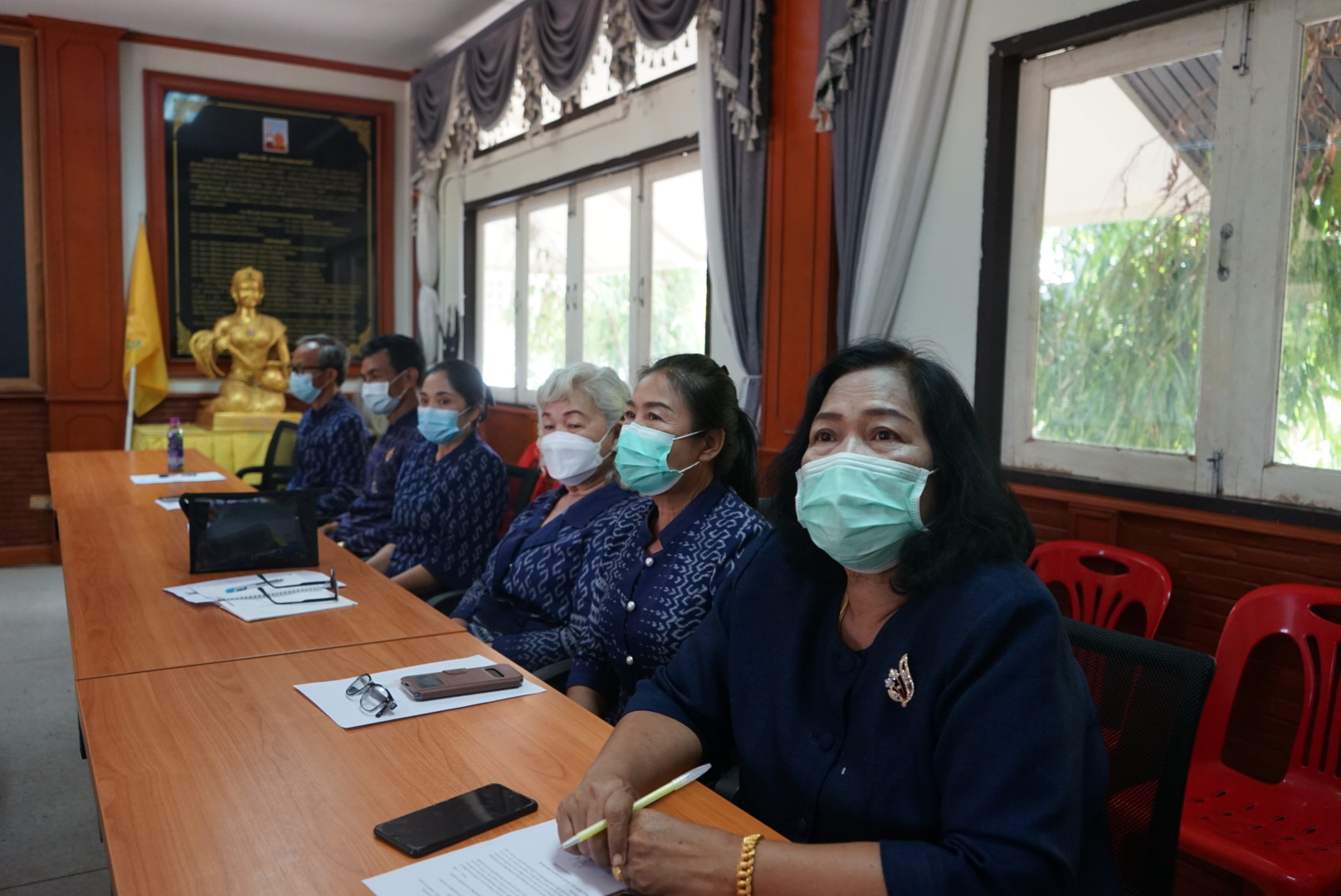 พช.หนองคาย ดำเนินการคัดเลือกคนกองทุนพัฒนาบทบาทสตรีดีเด่น ระดับจังหวัด ประจำปี 2565