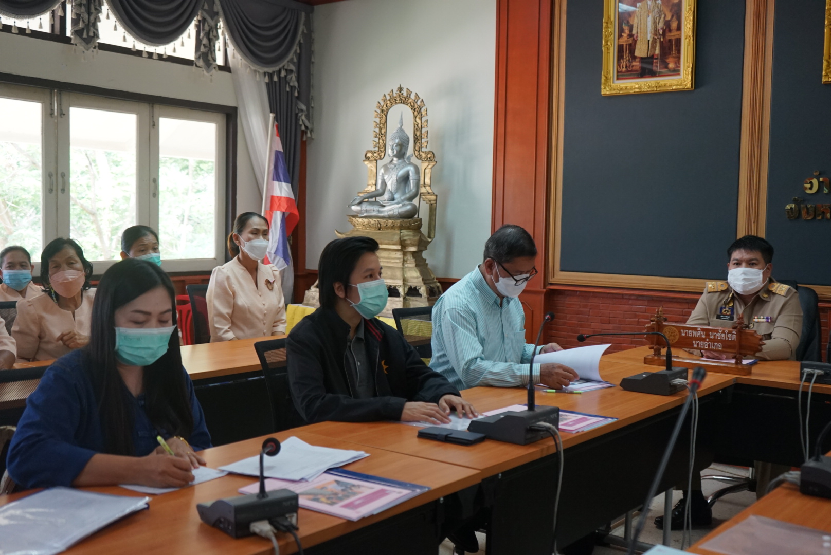 พช.หนองคาย ดำเนินการคัดเลือกคนกองทุนพัฒนาบทบาทสตรีดีเด่น ระดับจังหวัด ประจำปี 2565