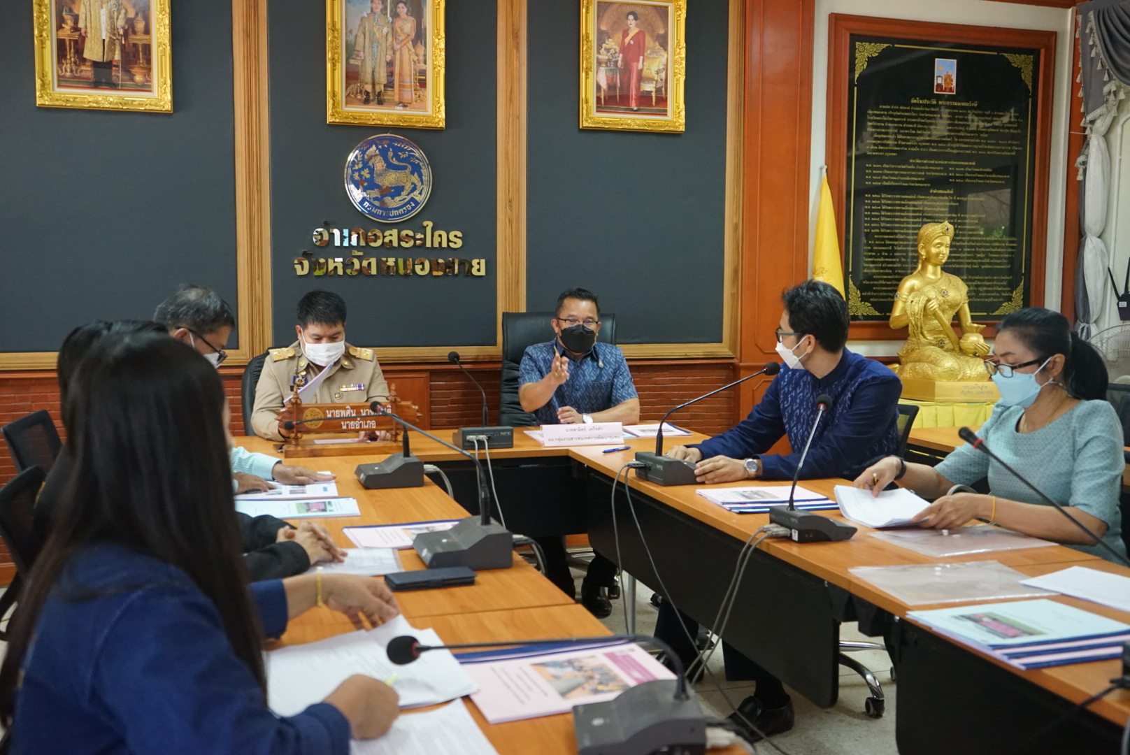 พช.หนองคาย ดำเนินการคัดเลือกคนกองทุนพัฒนาบทบาทสตรีดีเด่น ระดับจังหวัด ประจำปี 2565