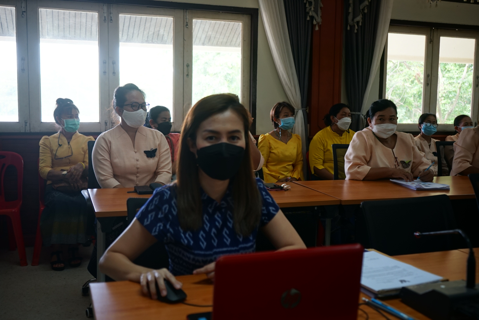 พช.หนองคาย ดำเนินการคัดเลือกคนกองทุนพัฒนาบทบาทสตรีดีเด่น ระดับจังหวัด ประจำปี 2565