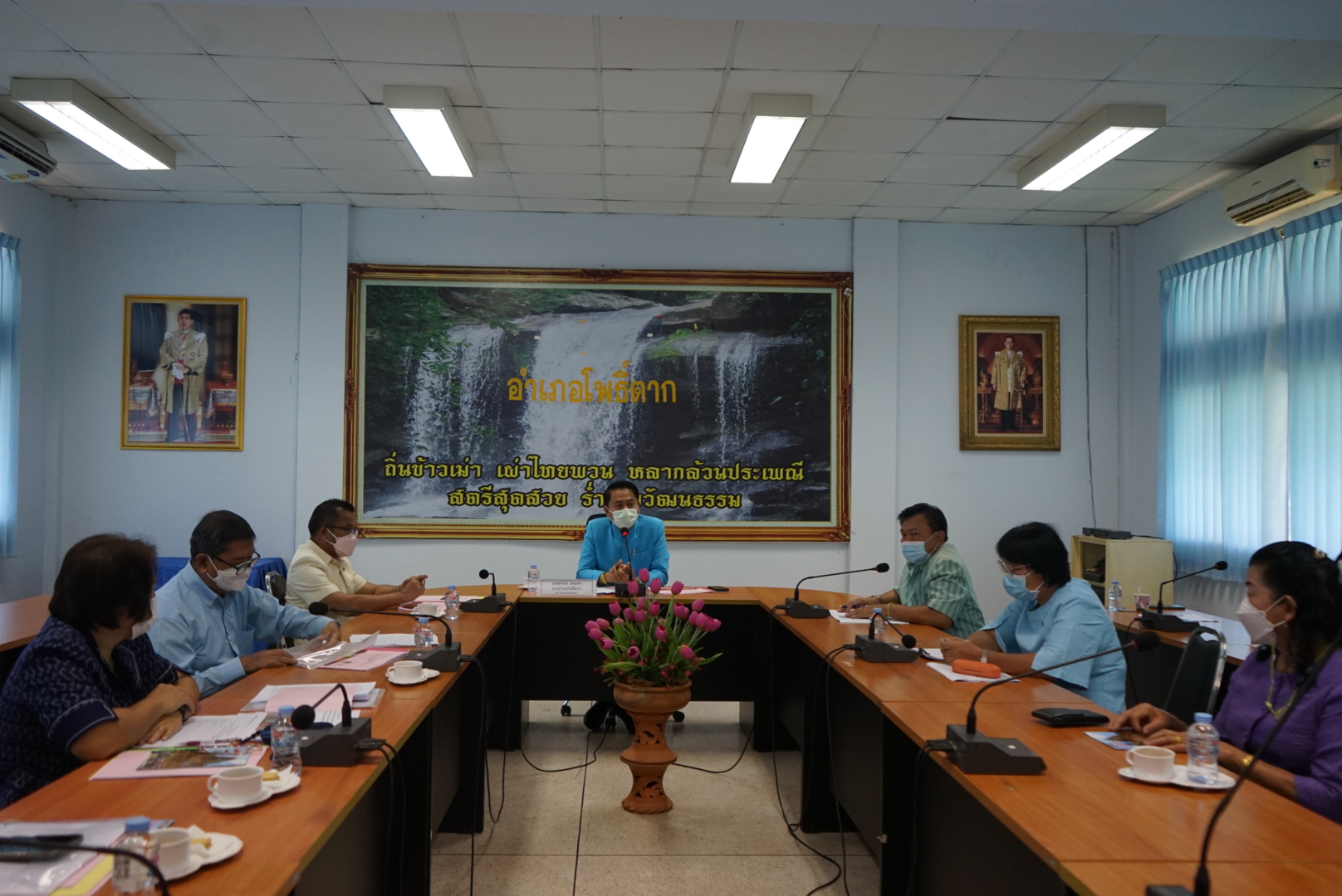 พช.หนองคาย ดำเนินการคัดเลือกคนกองทุนพัฒนาบทบาทสตรีดีเด่น ระดับจังหวัด ประจำปี 2565