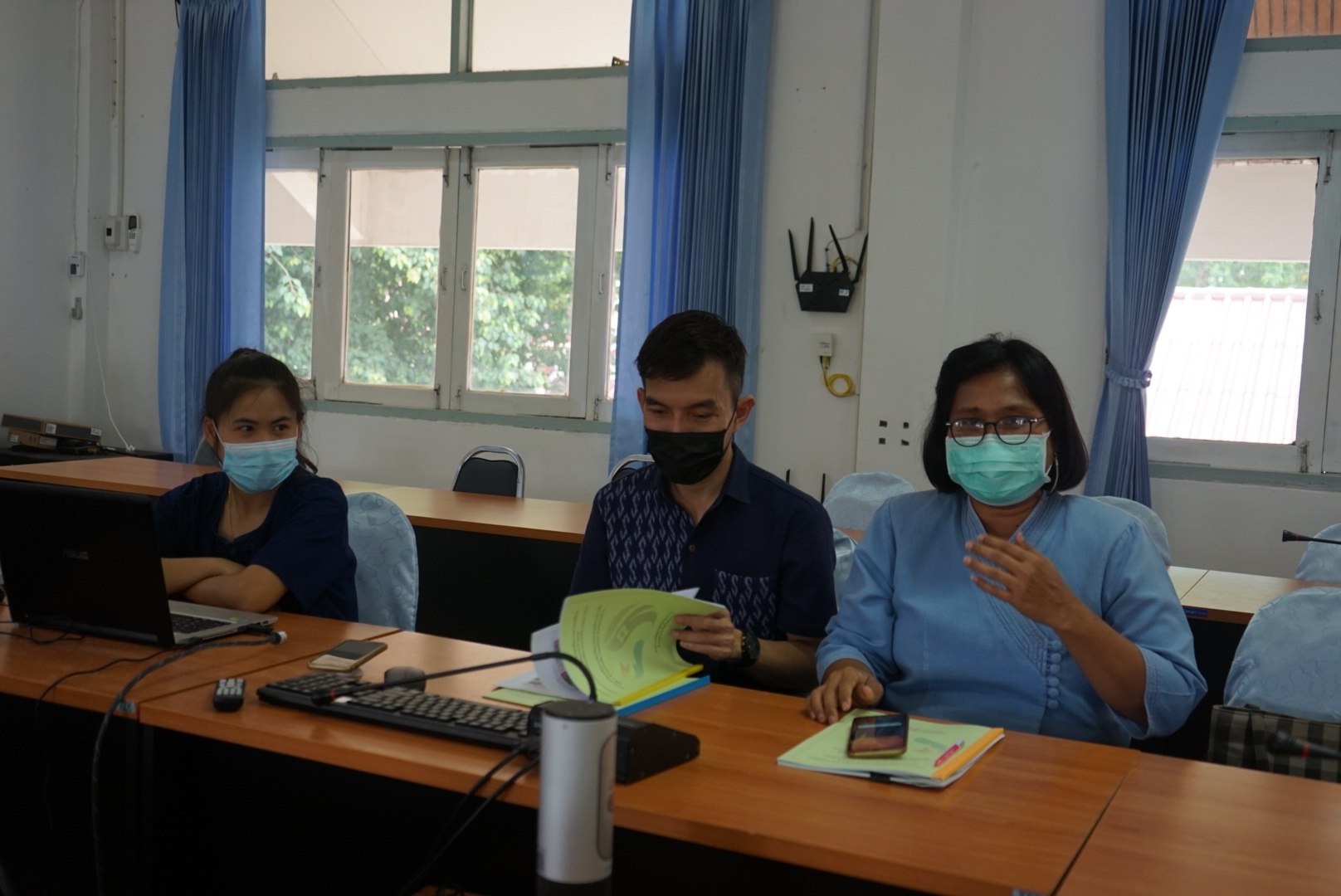 พช.หนองคาย ดำเนินการคัดเลือกคนกองทุนพัฒนาบทบาทสตรีดีเด่น ระดับจังหวัด ประจำปี 2565
