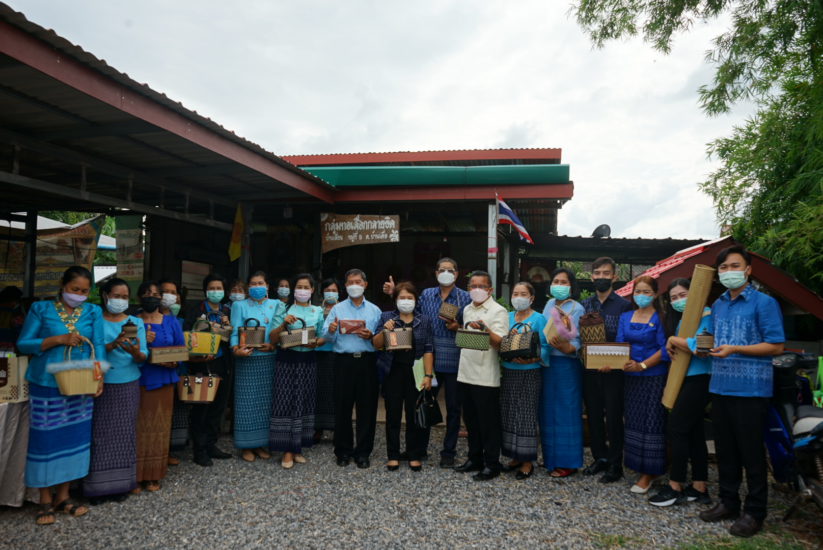 พช.หนองคาย ดำเนินการคัดเลือกคนกองทุนพัฒนาบทบาทสตรีดีเด่น ระดับจังหวัด ประจำปี 2565
