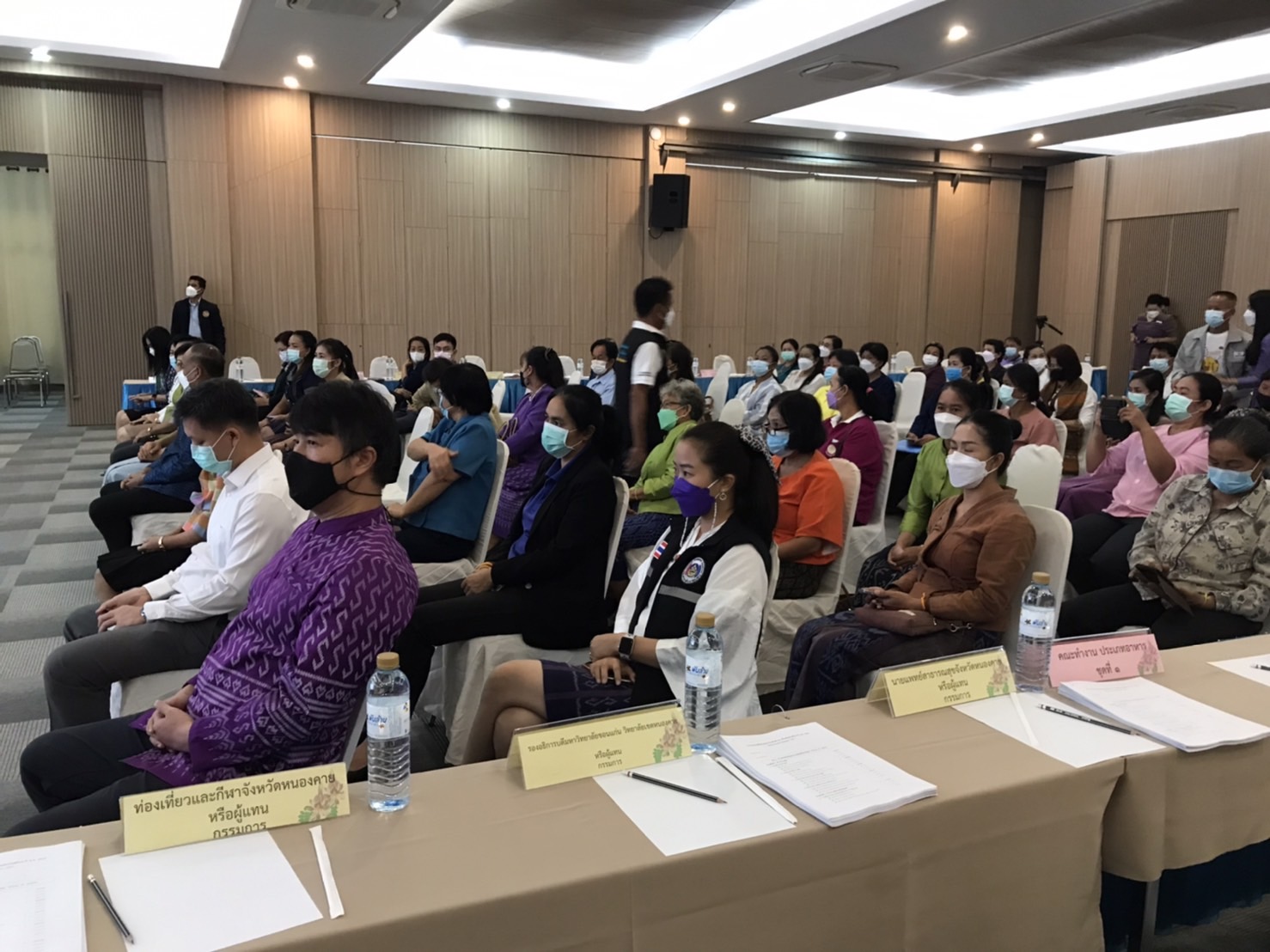 พช.หนองคาย ดำเนินโครงการคัดสรรสุดยอด หนึ่งตำบล หนึ่งผลิตภัณฑ์ไทย ประจำปี 2565 กิจกรรมการพิจารณา ตรวจสอบ กลั่นกรองและให้คะแนนผลิตภัณฑ์ในระดับจังหวัด