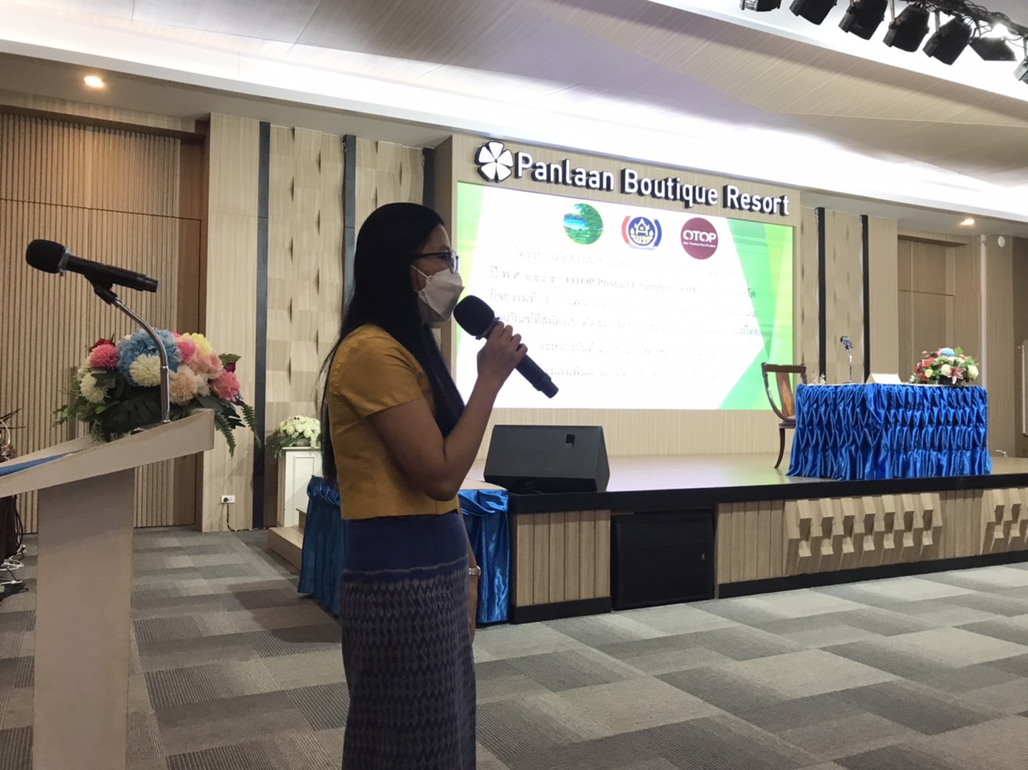 พช.หนองคาย ดำเนินโครงการคัดสรรสุดยอด หนึ่งตำบล หนึ่งผลิตภัณฑ์ไทย ประจำปี 2565 กิจกรรมการพิจารณา ตรวจสอบ กลั่นกรองและให้คะแนนผลิตภัณฑ์ในระดับจังหวัด