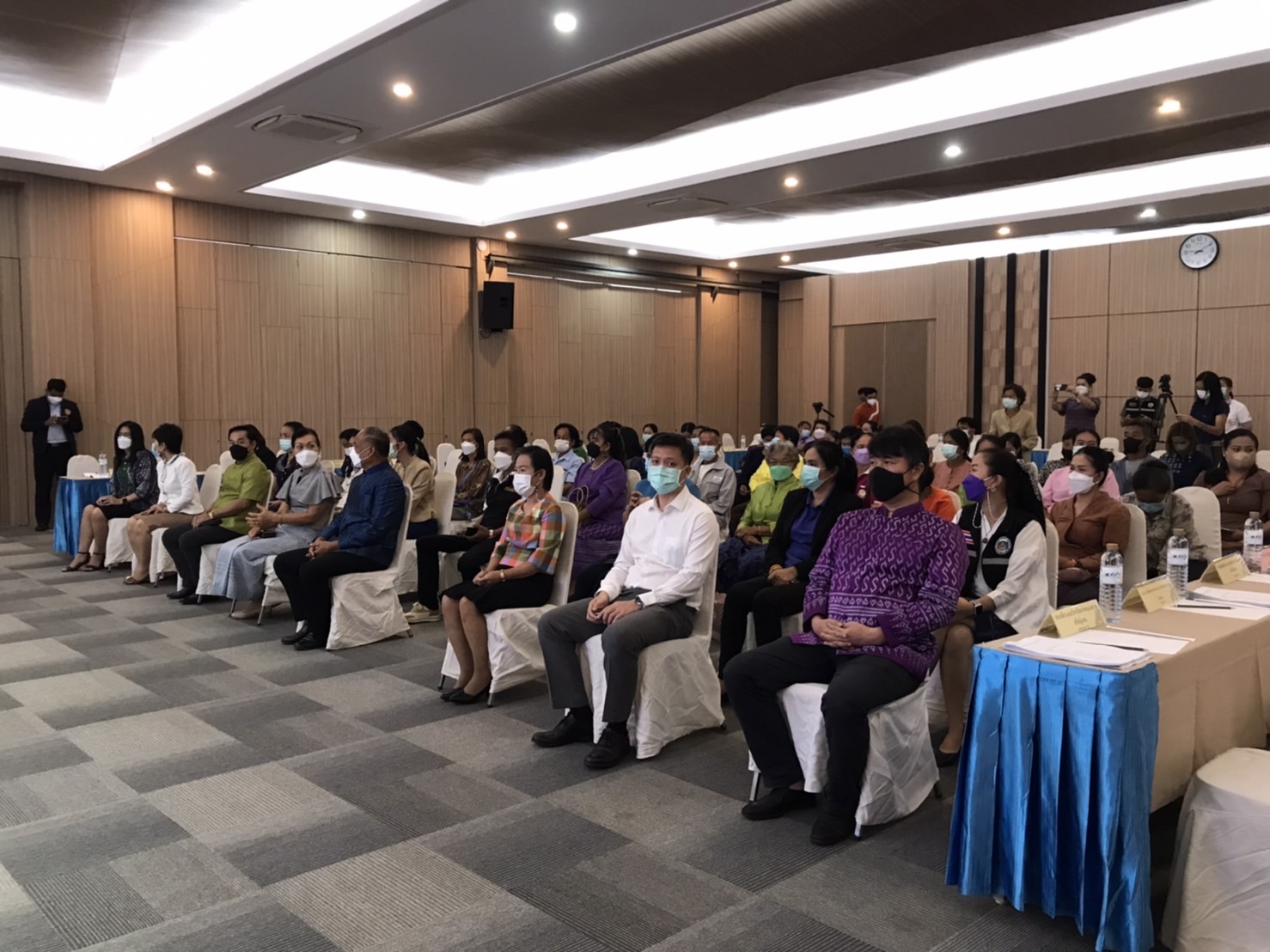 พช.หนองคาย ดำเนินโครงการคัดสรรสุดยอด หนึ่งตำบล หนึ่งผลิตภัณฑ์ไทย ประจำปี 2565 กิจกรรมการพิจารณา ตรวจสอบ กลั่นกรองและให้คะแนนผลิตภัณฑ์ในระดับจังหวัด