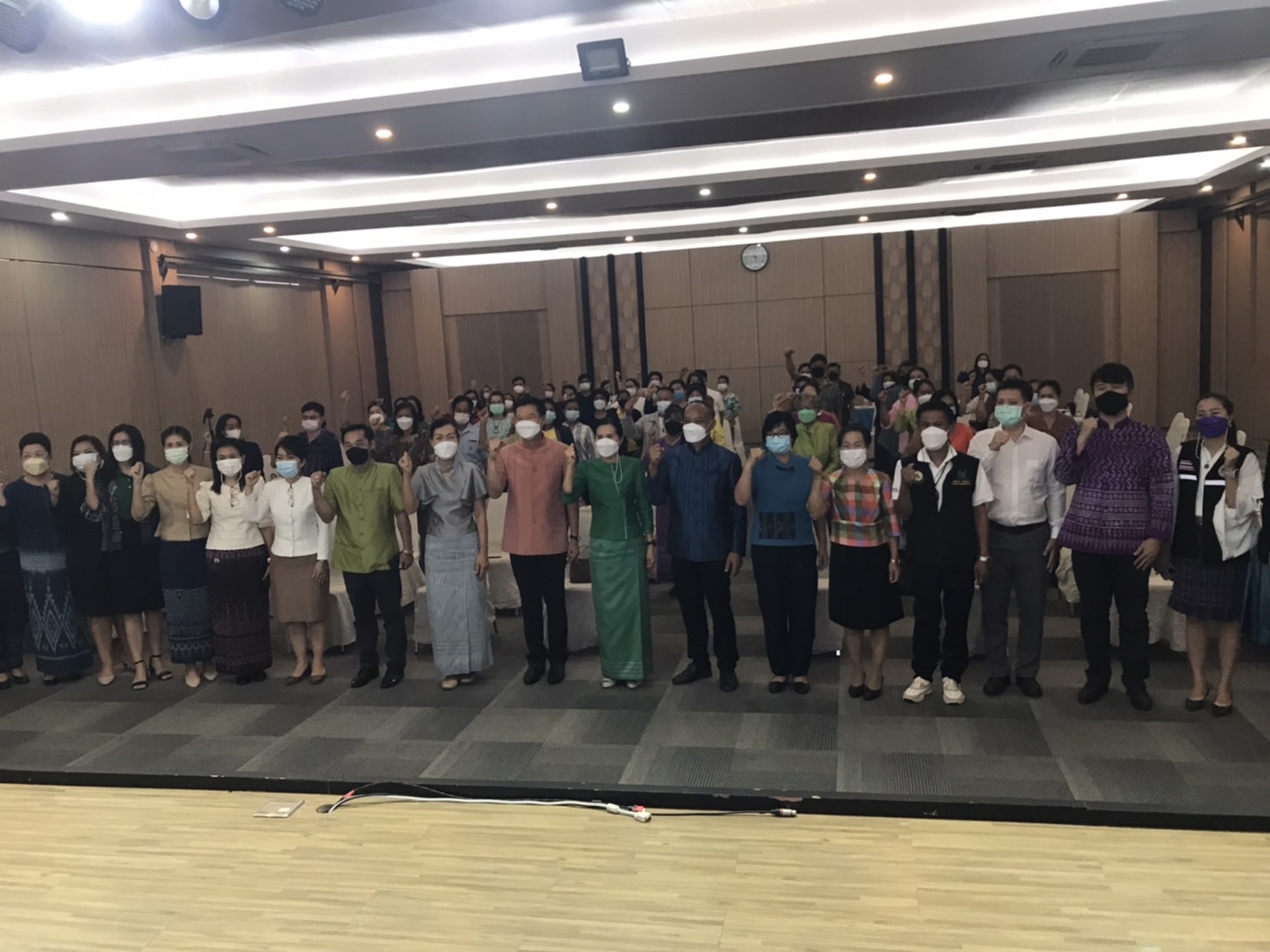 พช.หนองคาย ดำเนินโครงการคัดสรรสุดยอด หนึ่งตำบล หนึ่งผลิตภัณฑ์ไทย ประจำปี 2565 กิจกรรมการพิจารณา ตรวจสอบ กลั่นกรองและให้คะแนนผลิตภัณฑ์ในระดับจังหวัด