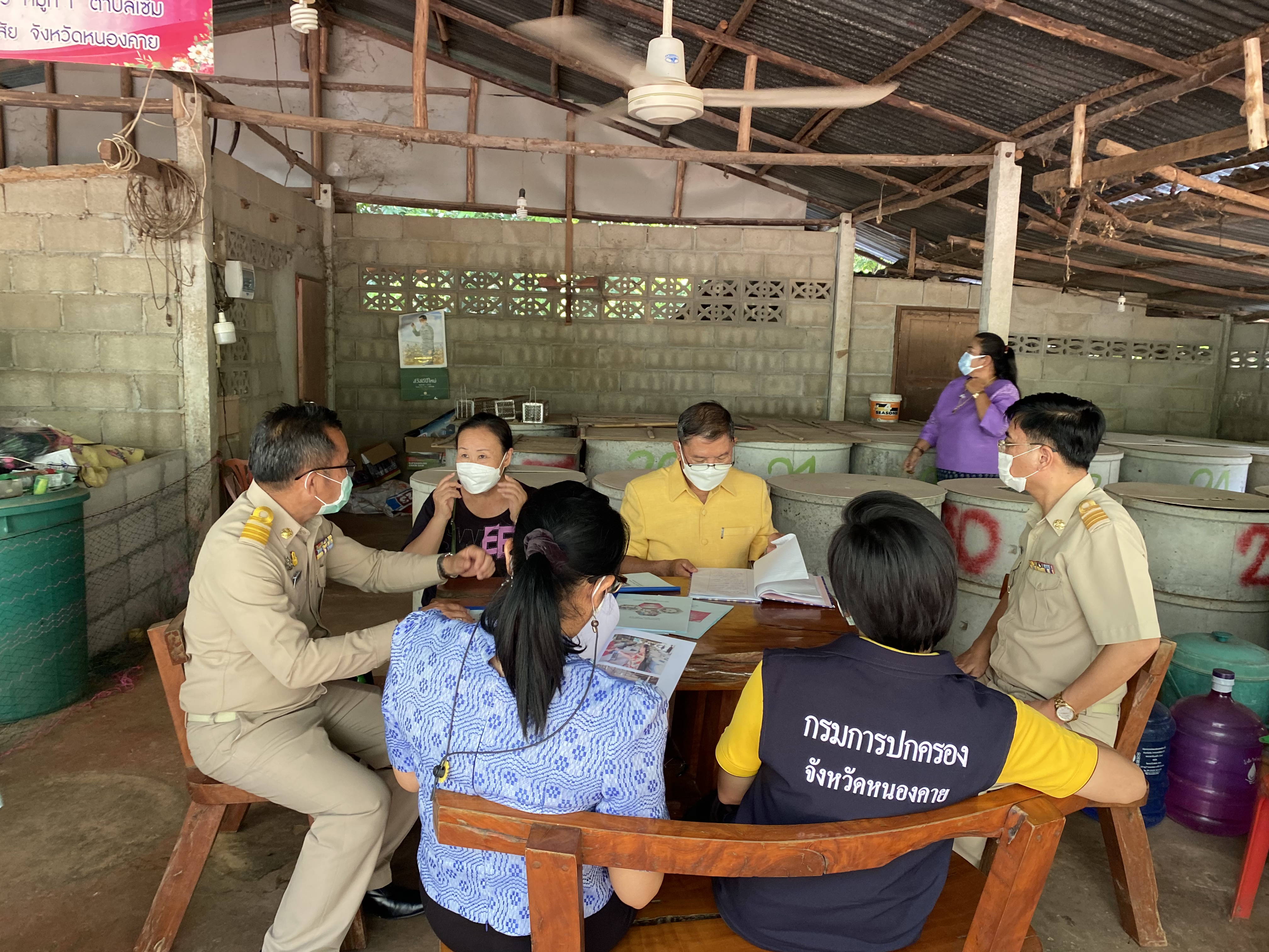 พช.หนองคาย ดำเนินการคัดเลือกคนกองทุนพัฒนาบทบาทสตรีดีเด่น ระดับจังหวัด ประจำปี 2565
