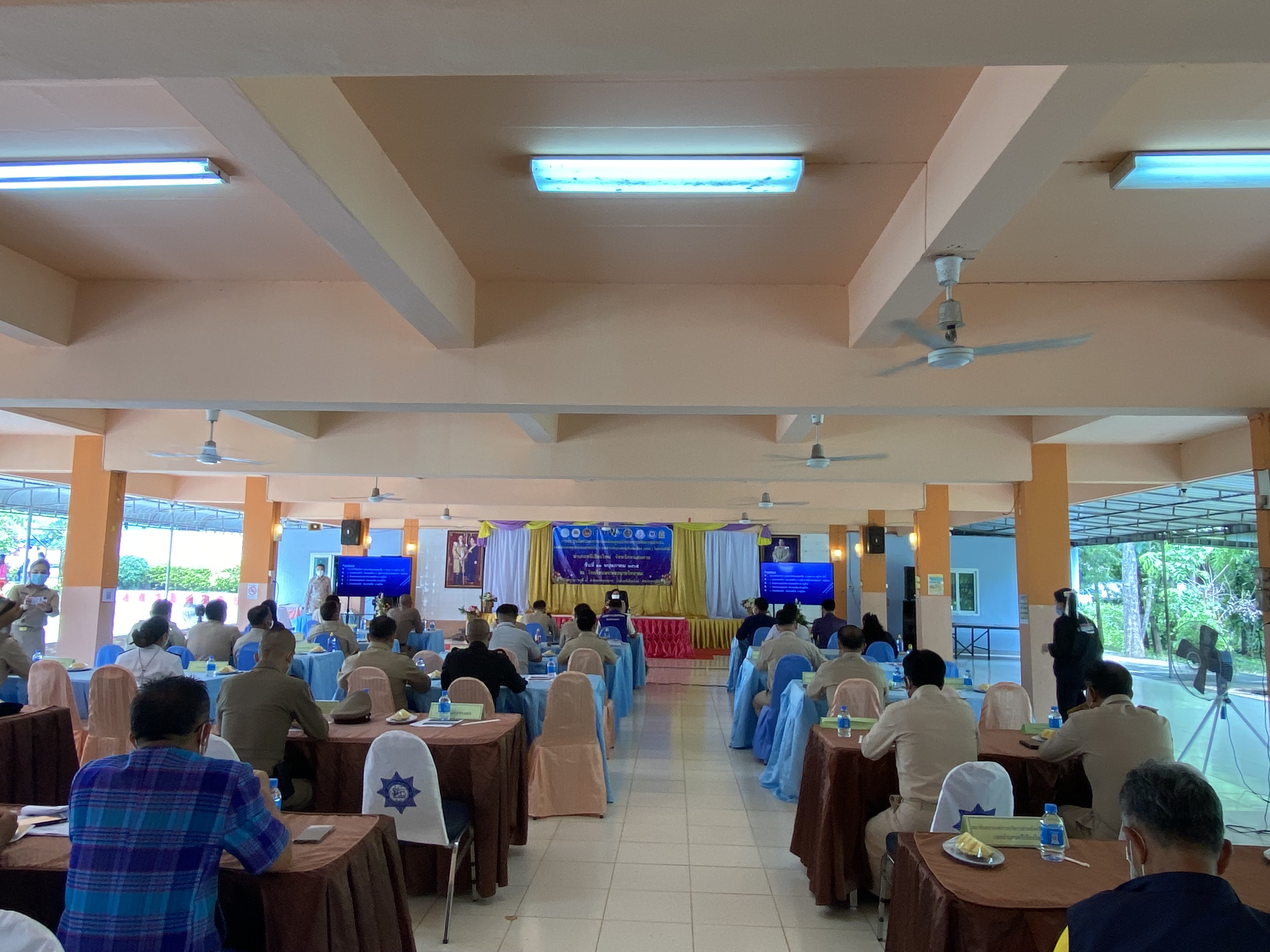 พช.หนองคาย ร่วมโครงการบริการจังหวัดเคลื่อนที่แบบบูรณาการ และหน่วยบำบัดทุกข์ บำรุงสุข จังหวัดหนองคาย