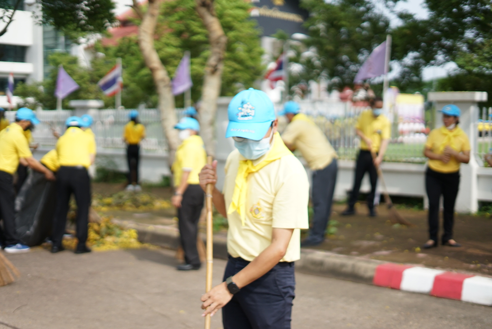 พช.หนองคาย ร่วมกิจกรรมจิตอาสาพัฒนา เนื่องในโอกาสวันเฉลิมพระชนมพรรษา สมเด็จพระนางเจ้าฯ พระบรมราชินี 3 มิถุนายน 2565
