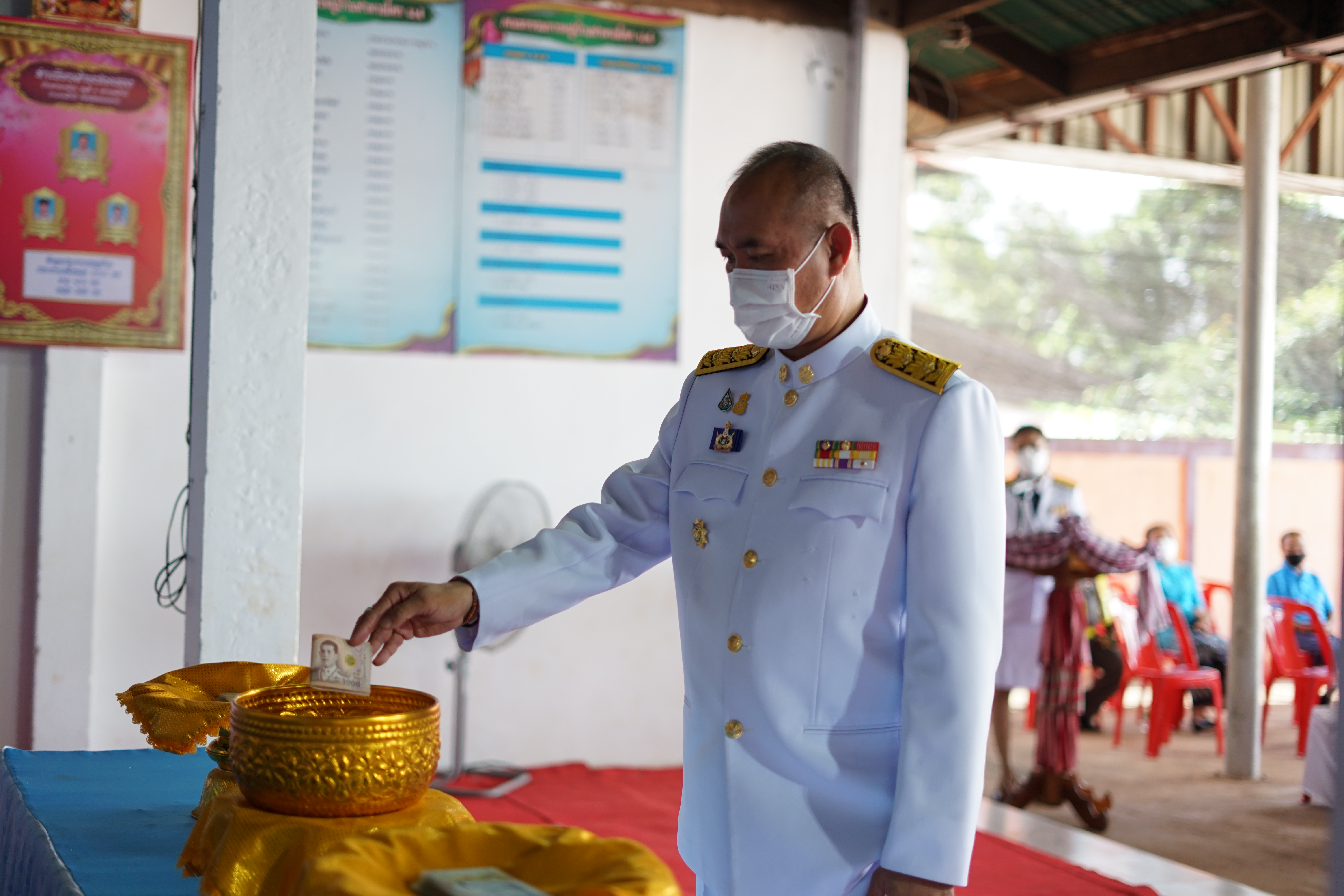 พช.หนองคาย ร่วมพิธีอัญเชิญเงินขวัญถุงพระราชทานและแลกเงินกองทุนแม่ของแผ่นดิน บ้านท่าหายโศก อำเภอเฝ้าไร่ จังหวัดหนองคาย