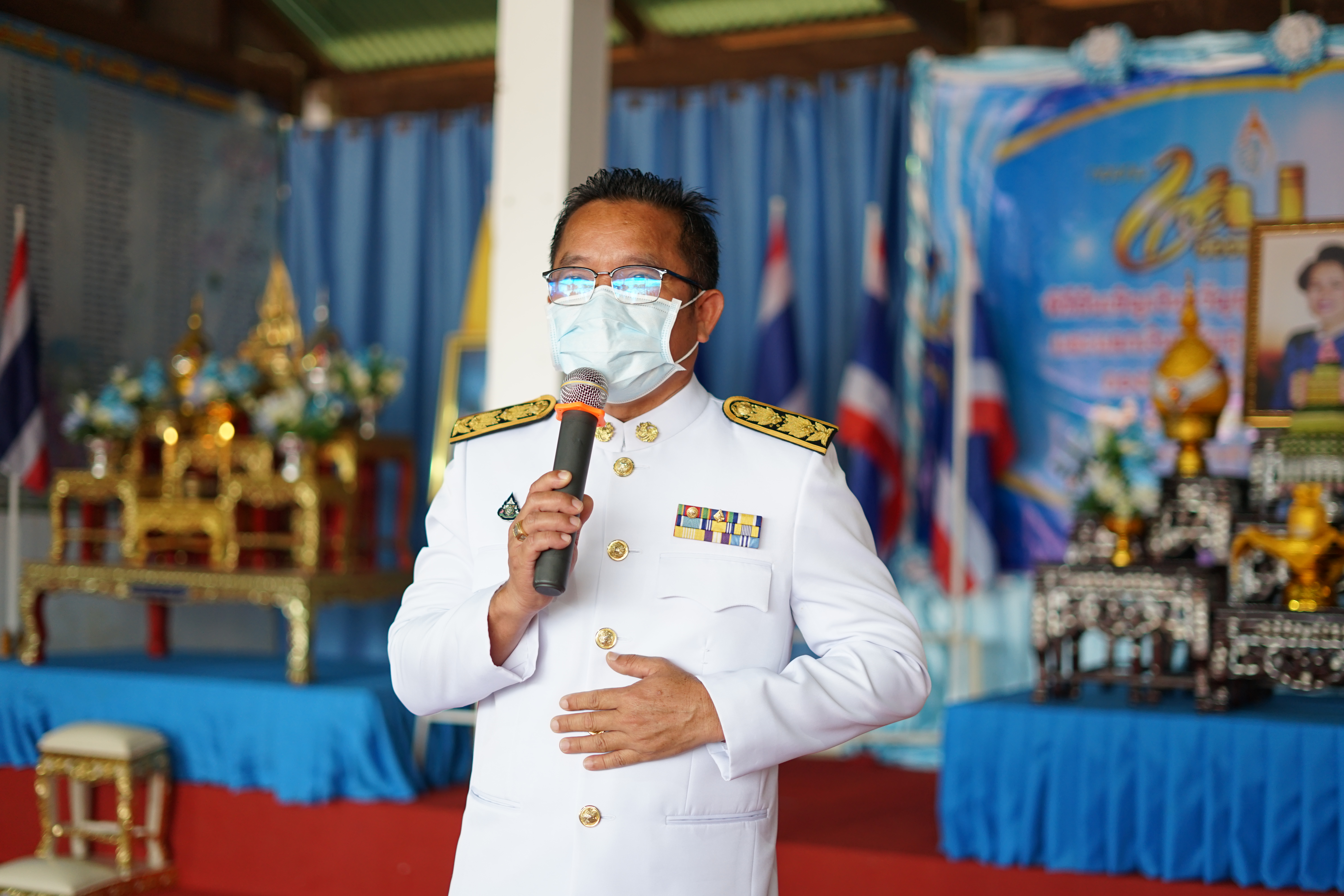 พช.หนองคาย ร่วมพิธีอัญเชิญเงินขวัญถุงพระราชทานและแลกเงินกองทุนแม่ของแผ่นดิน บ้านท่าหายโศก อำเภอเฝ้าไร่ จังหวัดหนองคาย