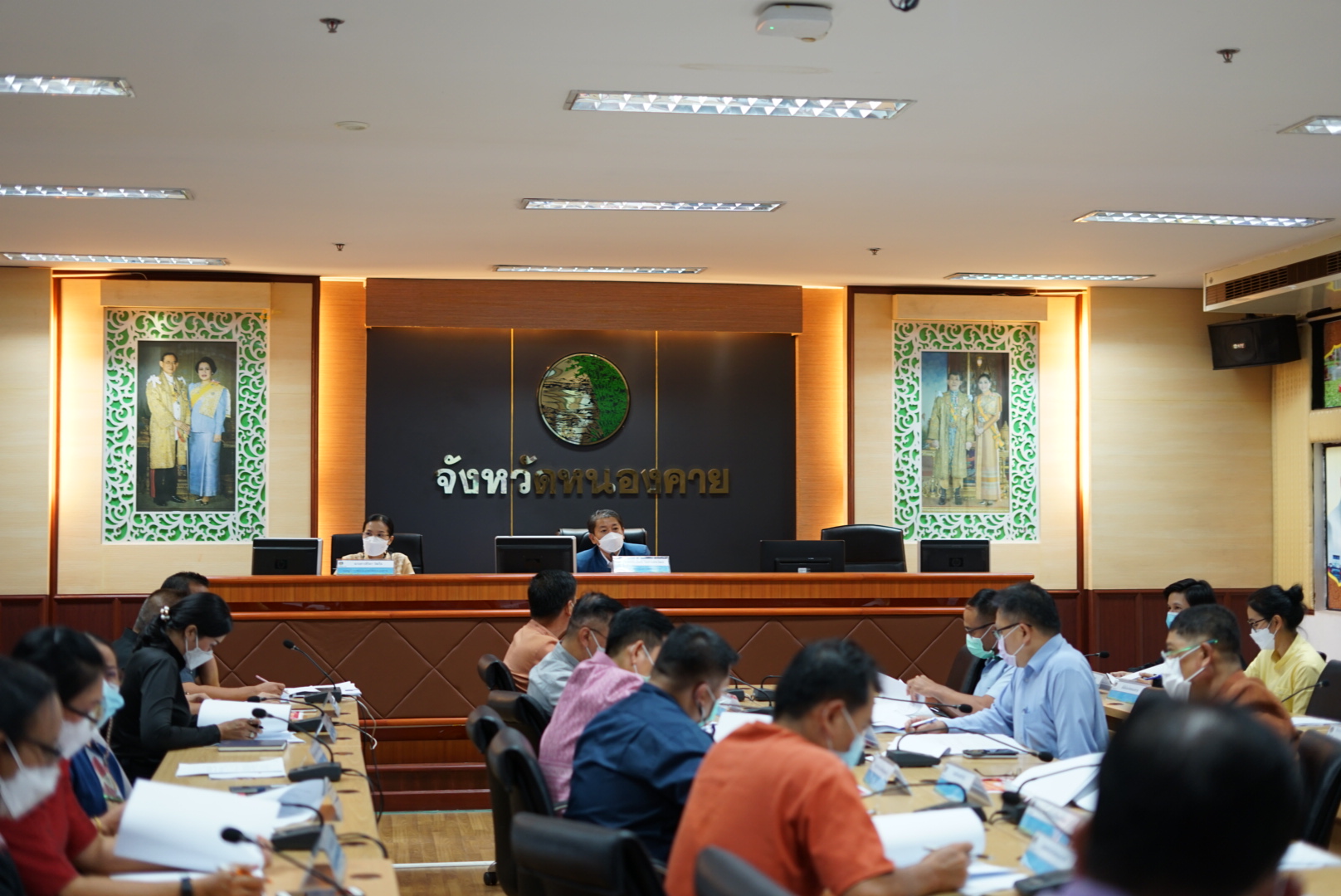 จังหวัดหนองคาย ประชุมคณะกรรมการบริหารศูนย์อำนวยการขจัดความยากจนและพัฒนาคนทุกช่วงวัยอย่างยั่งยืนตามหลักปรัชญ่ของเศรษฐกิจพอเพียงจังหวัดหนองคาย (คจพ.จ.) ครั้งที่ 3/2565