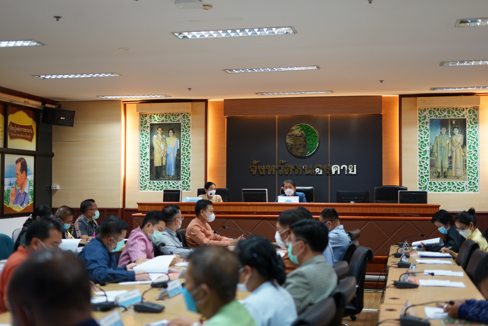 จังหวัดหนองคาย ประชุมคณะกรรมการบริหารศูนย์อำนวยการขจัดความยากจนและพัฒนาคนทุกช่วงวัยอย่างยั่งยืนตามหลักปรัชญ่ของเศรษฐกิจพอเพียงจังหวัดหนองคาย (คจพ.จ.) ครั้งที่ 3/2565