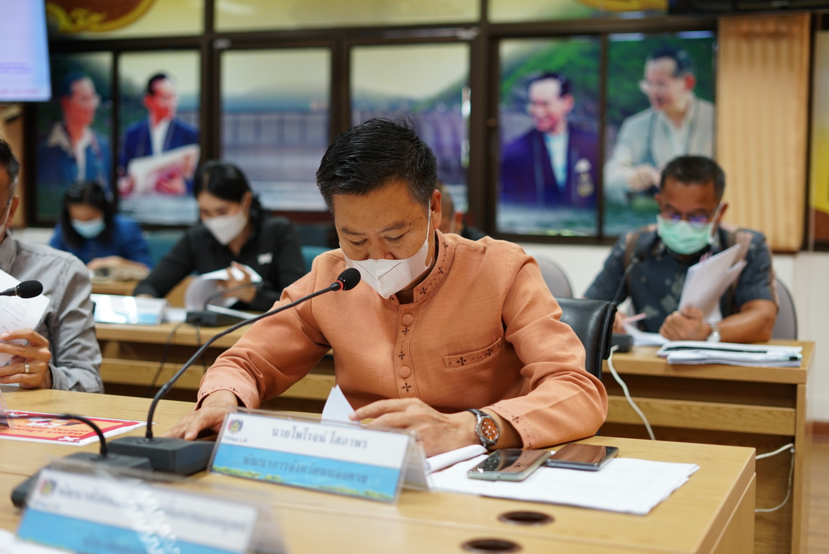 จังหวัดหนองคาย ประชุมคณะกรรมการบริหารศูนย์อำนวยการขจัดความยากจนและพัฒนาคนทุกช่วงวัยอย่างยั่งยืนตามหลักปรัชญ่ของเศรษฐกิจพอเพียงจังหวัดหนองคาย (คจพ.จ.) ครั้งที่ 3/2565