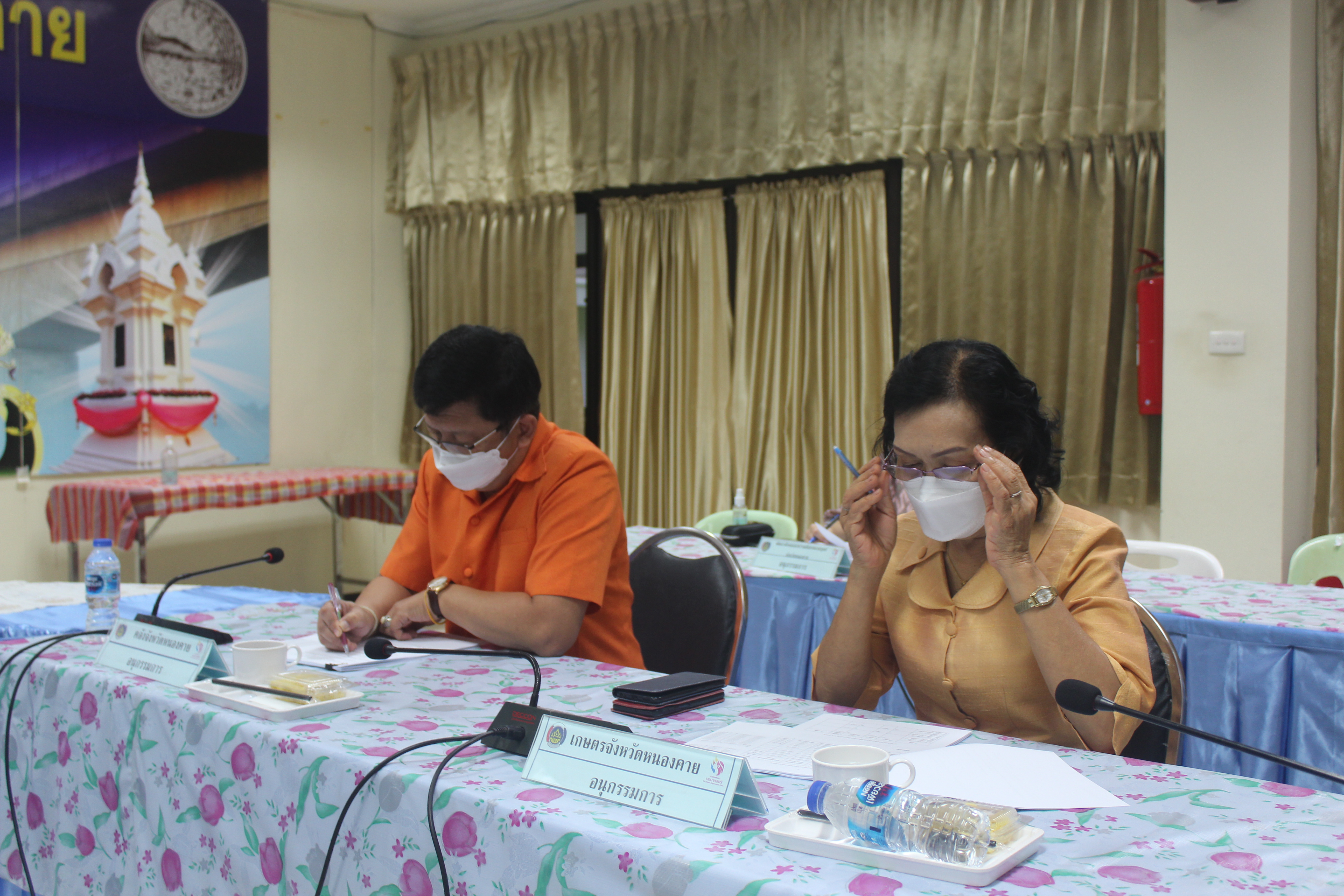 พช.หนองคาย ขับเคลื่อนกองทุนพัฒนาบทบาทสตรี ผ่านเวทีการประชุมคณะอนุกรรมการบริหารกองทุนพัฒนาบทบาทสตรีระดับจังหวัด จังหวัดหนองคาย ครั้งที่ 6/2565 (ประจำปีงบประมาณ พ.ศ. 2565)