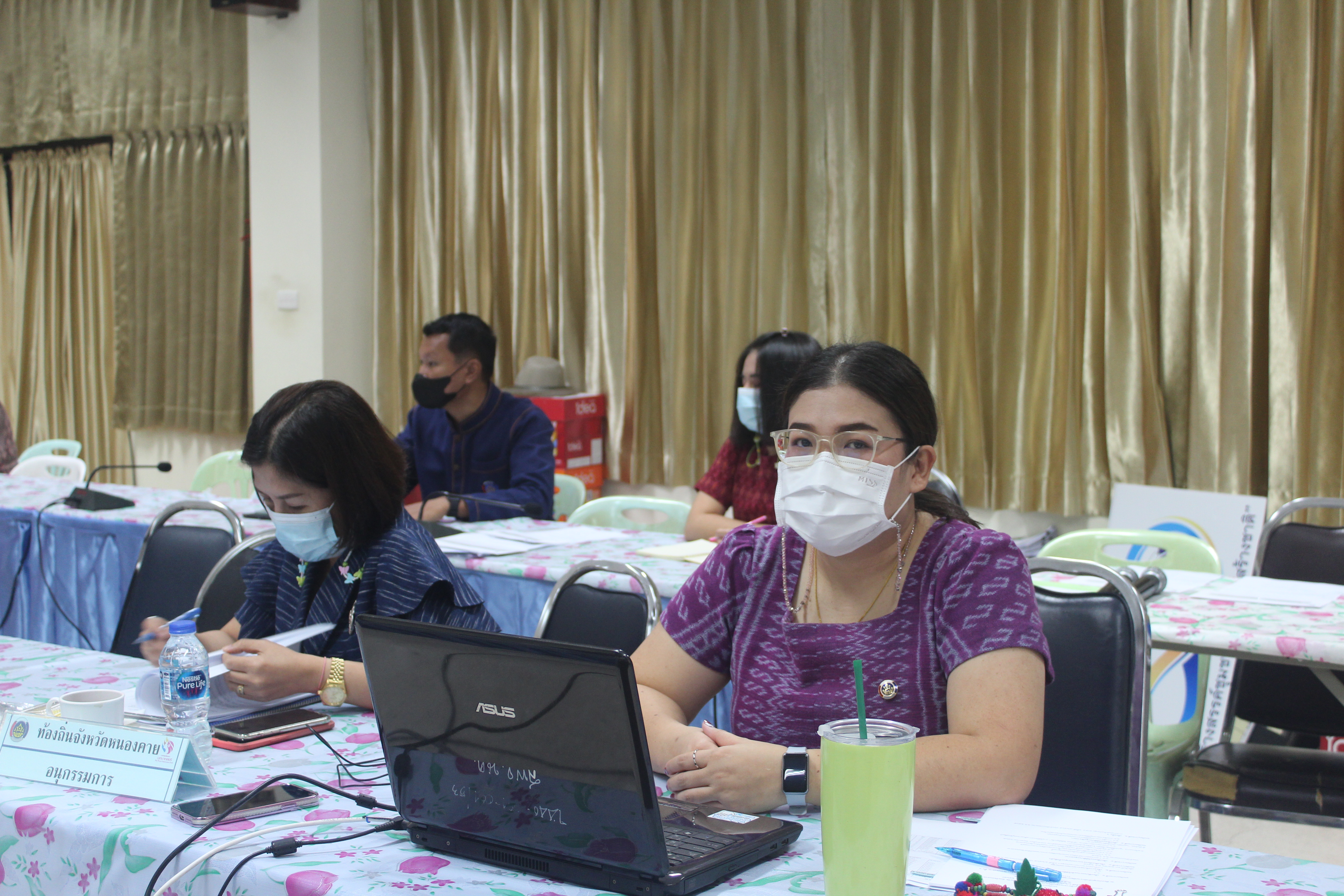พช.หนองคาย ขับเคลื่อนกองทุนพัฒนาบทบาทสตรี ผ่านเวทีการประชุมคณะอนุกรรมการบริหารกองทุนพัฒนาบทบาทสตรีระดับจังหวัด จังหวัดหนองคาย ครั้งที่ 6/2565 (ประจำปีงบประมาณ พ.ศ. 2565)