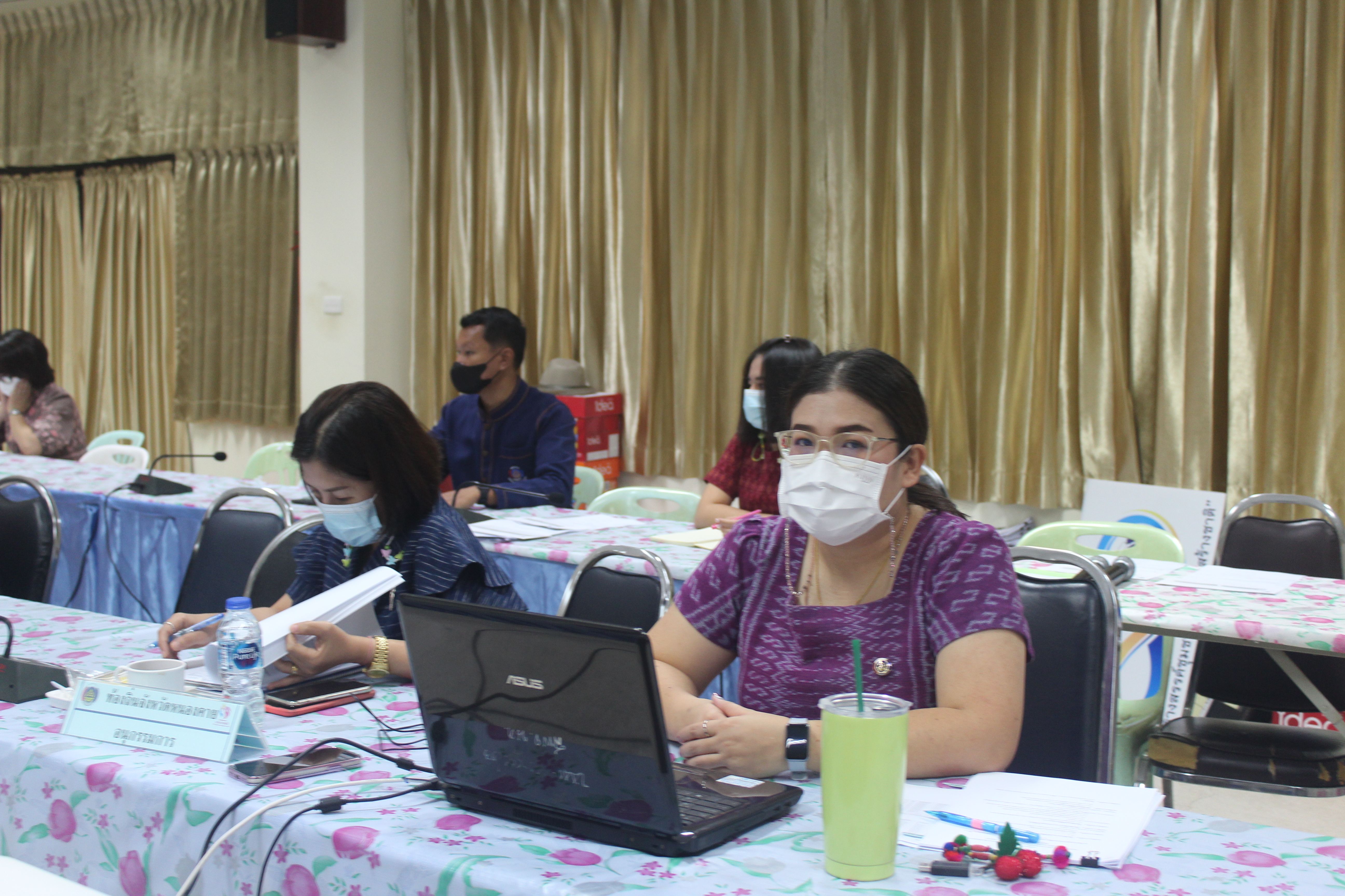 พช.หนองคาย ขับเคลื่อนกองทุนพัฒนาบทบาทสตรี ผ่านเวทีการประชุมคณะอนุกรรมการบริหารกองทุนพัฒนาบทบาทสตรีระดับจังหวัด จังหวัดหนองคาย ครั้งที่ 6/2565 (ประจำปีงบประมาณ พ.ศ. 2565)