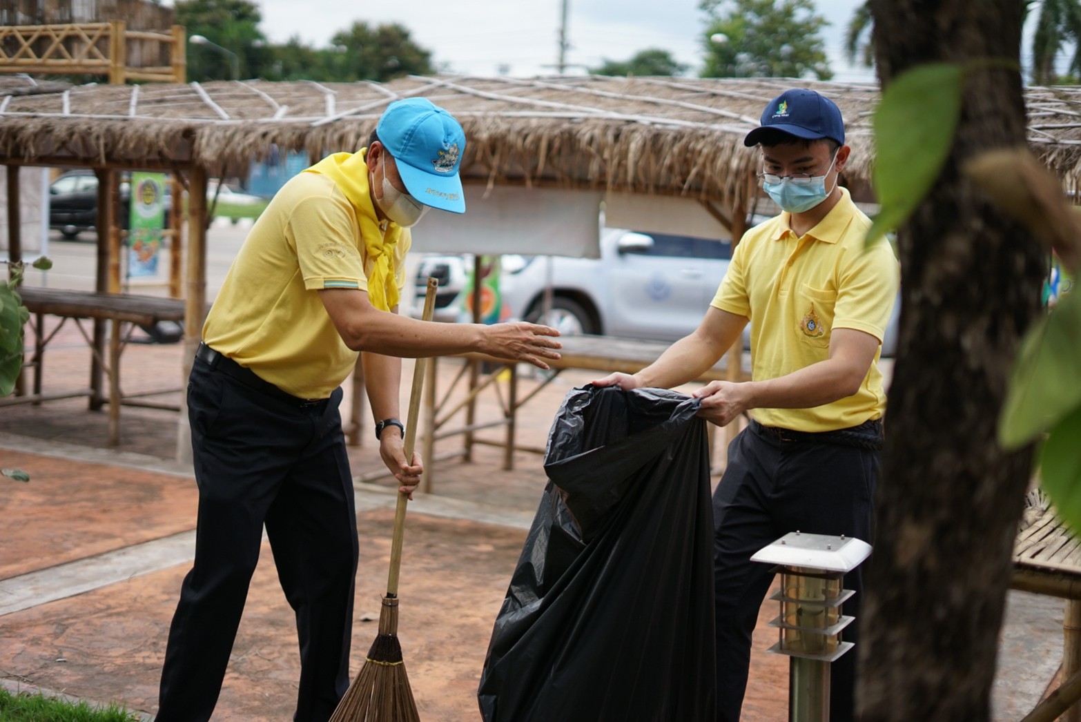 พช.หนองคาย จัดกิจกรรมจิตอาสาพัฒนาเนื่องในโอกาสวันอานันทมหิดล 9 มิถุนายน 2565