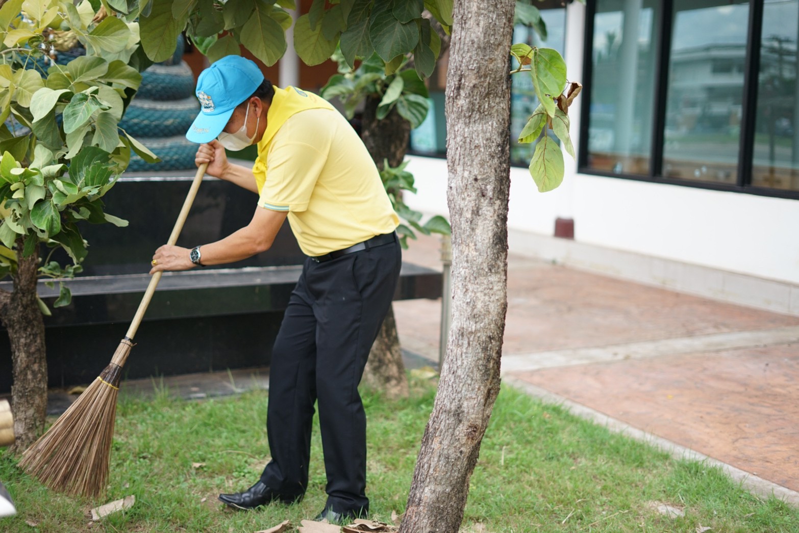 พช.หนองคาย จัดกิจกรรมจิตอาสาพัฒนาเนื่องในโอกาสวันอานันทมหิดล 9 มิถุนายน 2565