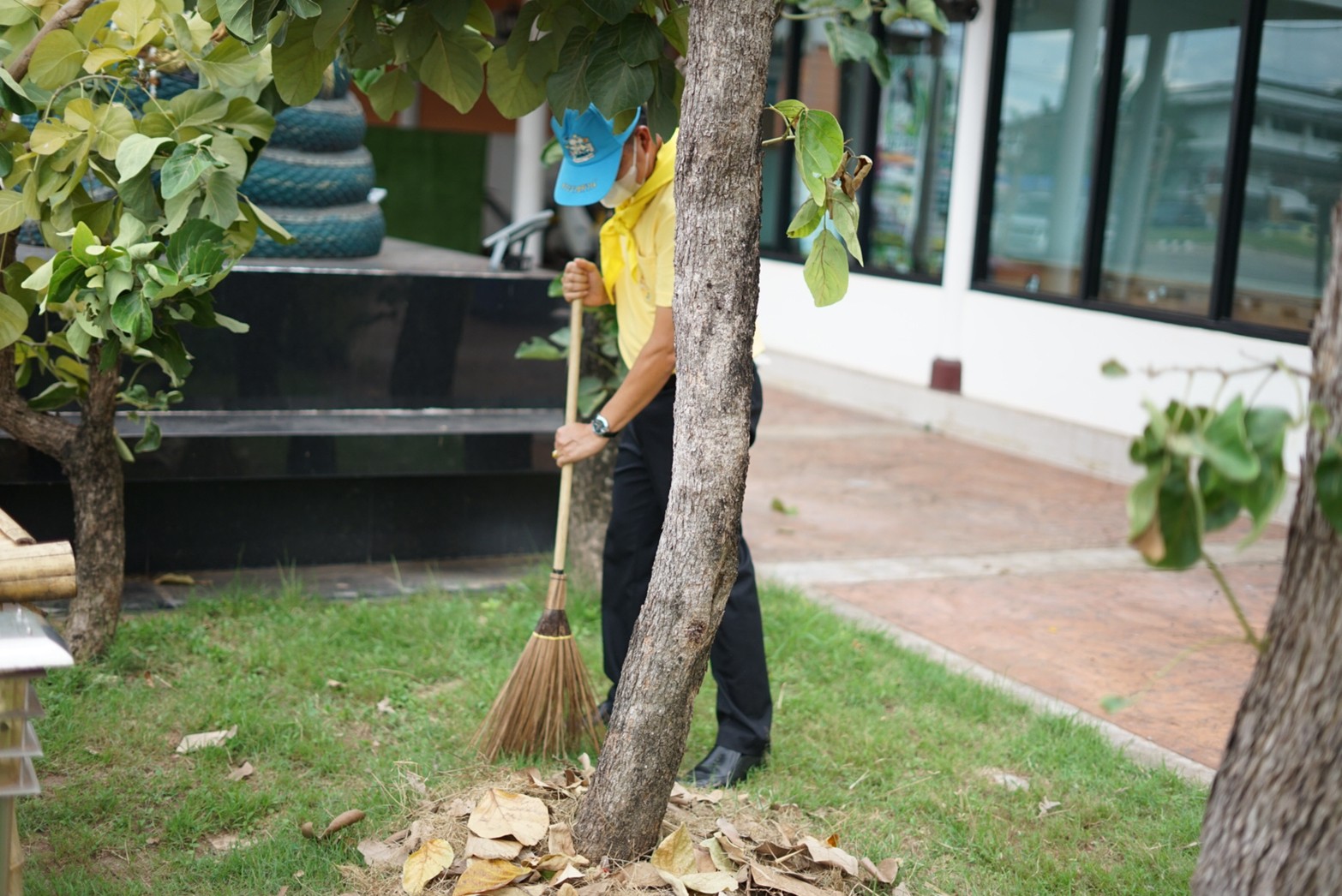 พช.หนองคาย จัดกิจกรรมจิตอาสาพัฒนาเนื่องในโอกาสวันอานันทมหิดล 9 มิถุนายน 2565