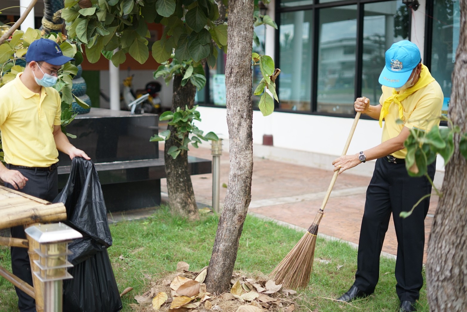 พช.หนองคาย จัดกิจกรรมจิตอาสาพัฒนาเนื่องในโอกาสวันอานันทมหิดล 9 มิถุนายน 2565