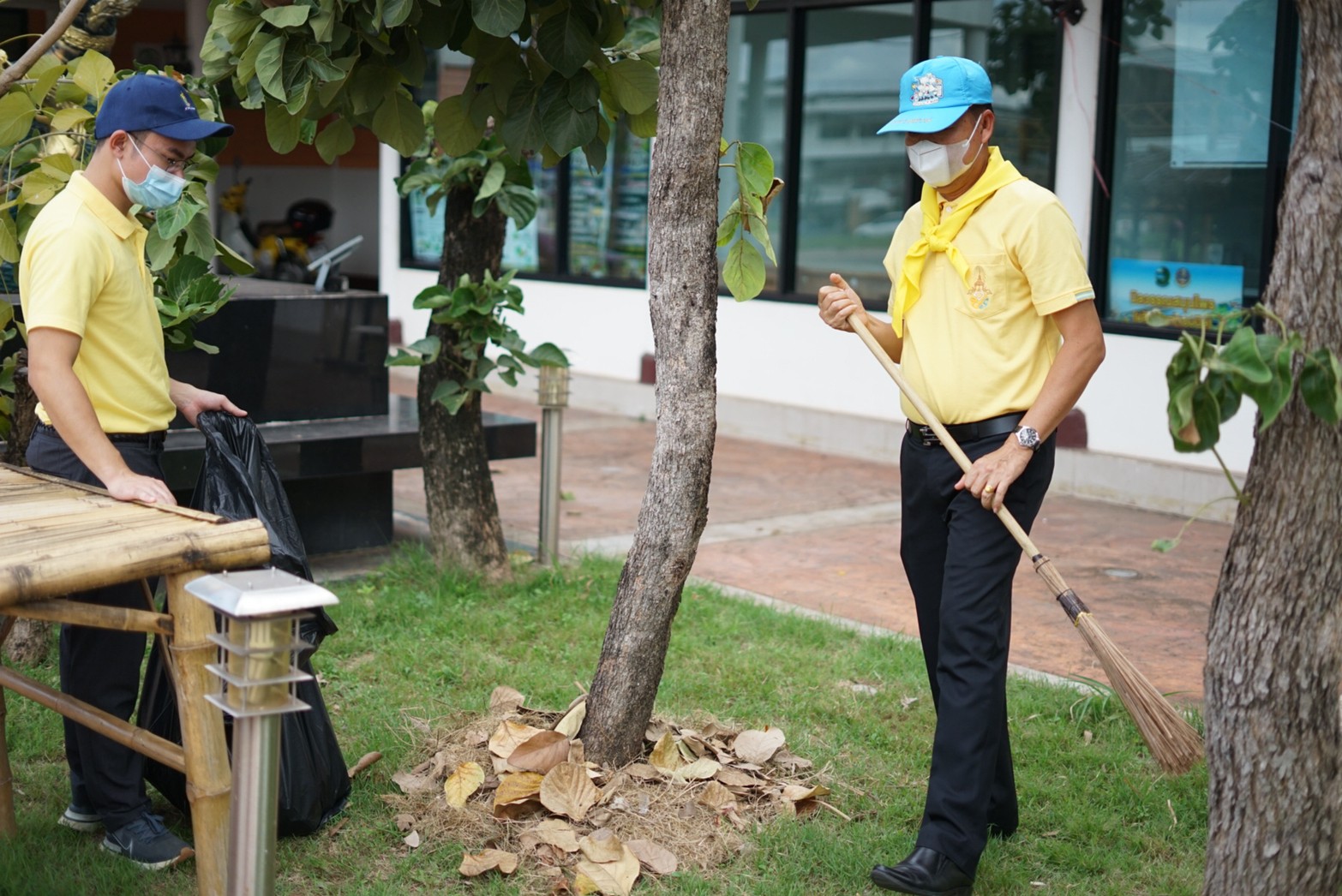พช.หนองคาย จัดกิจกรรมจิตอาสาพัฒนาเนื่องในโอกาสวันอานันทมหิดล 9 มิถุนายน 2565