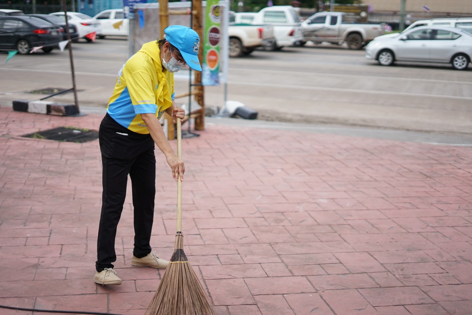 พช.หนองคาย จัดกิจกรรมจิตอาสาพัฒนาเนื่องในโอกาสวันอานันทมหิดล 9 มิถุนายน 2565