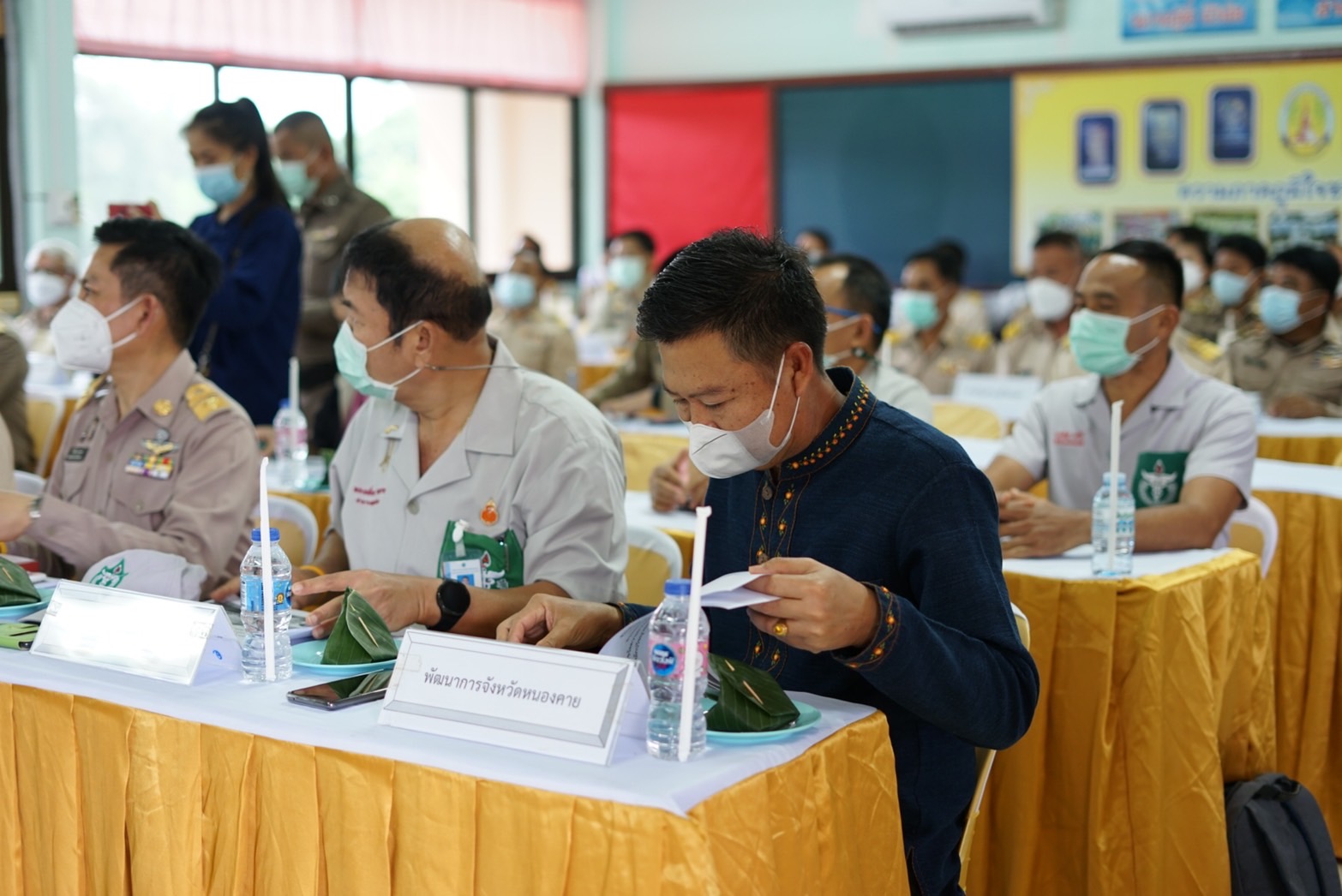 ผู้ว่าราชการจังหวัดหนองคาย เป็นประธานการประชุม ศจพ. ในระดับพื้นที่ อำเภอท่าบ่อ และลงพื้นที่ติดตามครัวเรือน TPMAP ตกเกณฑ์ในมิติด้านสุขภาพและมิติด้านรายได้