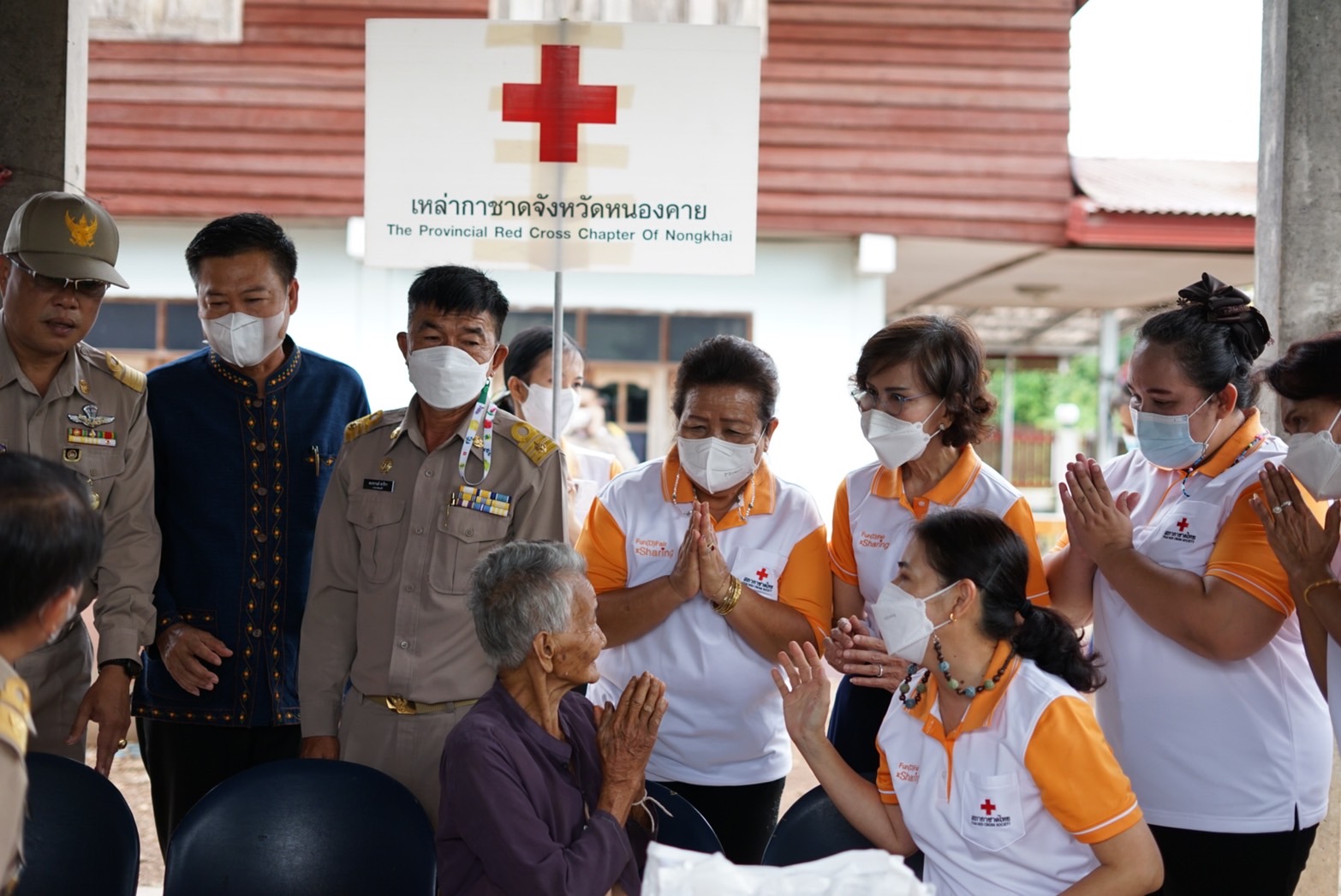 ผู้ว่าราชการจังหวัดหนองคาย เป็นประธานการประชุม ศจพ. ในระดับพื้นที่ อำเภอท่าบ่อ และลงพื้นที่ติดตามครัวเรือน TPMAP ตกเกณฑ์ในมิติด้านสุขภาพและมิติด้านรายได้