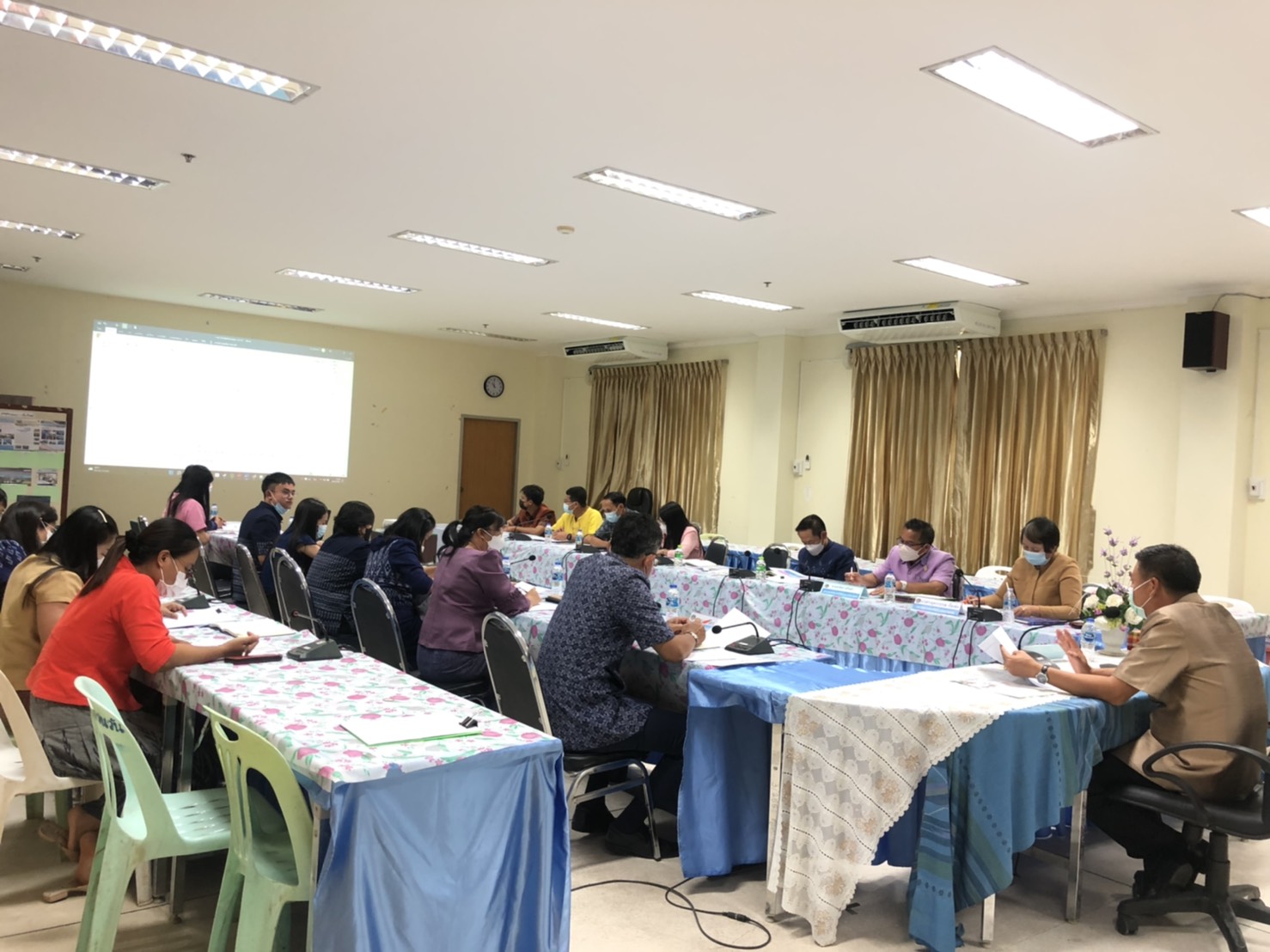 พช.หนองคาย ประชุมประสานแผนการปฏิบัติราชการสำนักงานพัฒนาชุมชนจังหวัดหนองคาย ครั้งที่ 3/2565