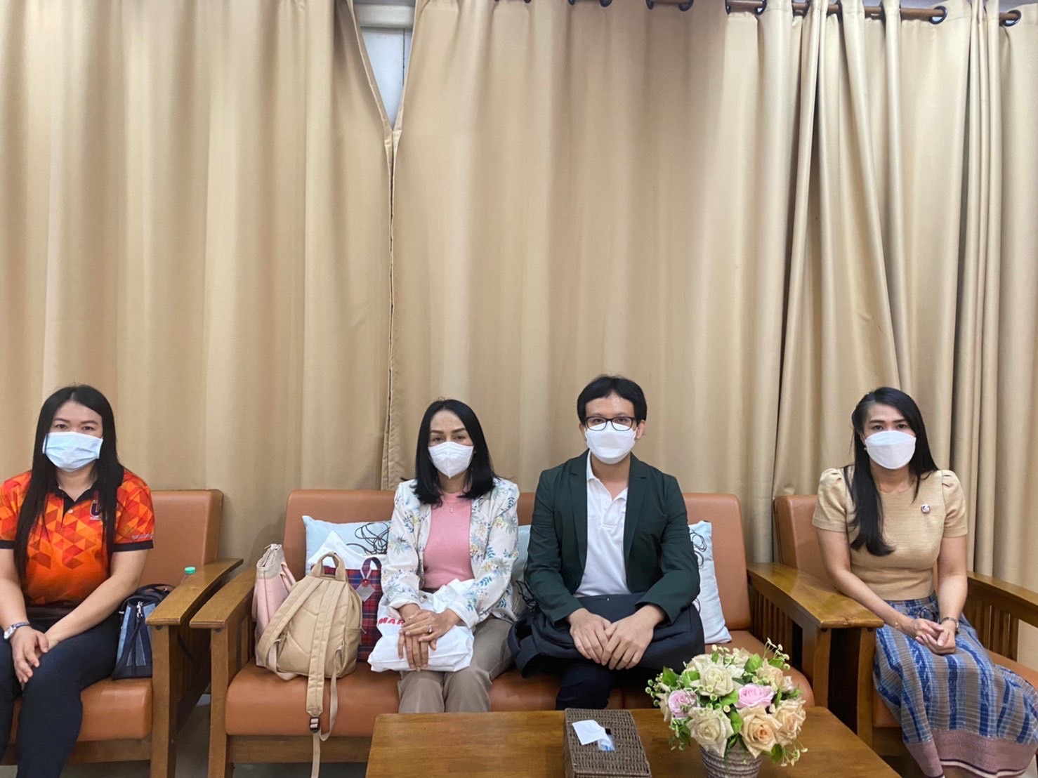 จังหวัดหนองคาย ดำเนินโครงการตามแผนปฏิบัติราชการประจำปีงบประมาณ พ.ศ.2565 ของจังหวัดหนองคายภายใต้โครงการเสริมสร้างพัฒนาและยกระดับผลิตภัณฑ์ สินค้าและบริการของจังหวัดหนองคาย