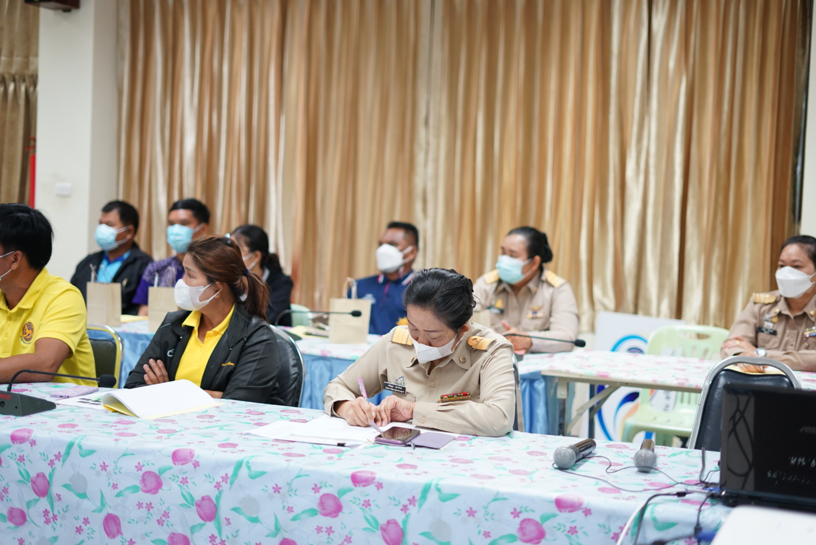 พช.หนองคาย จัดโครงการคนหนองคาย ขจัดความยากจน พัฒนาคนทุกช่วงวัย ครัวเรือน TPMAP  กิจกรรม จัดประชุมสร้างความเข้าใจแก่ทีมปฏิบัติการฯ  (ระดับตำบล)