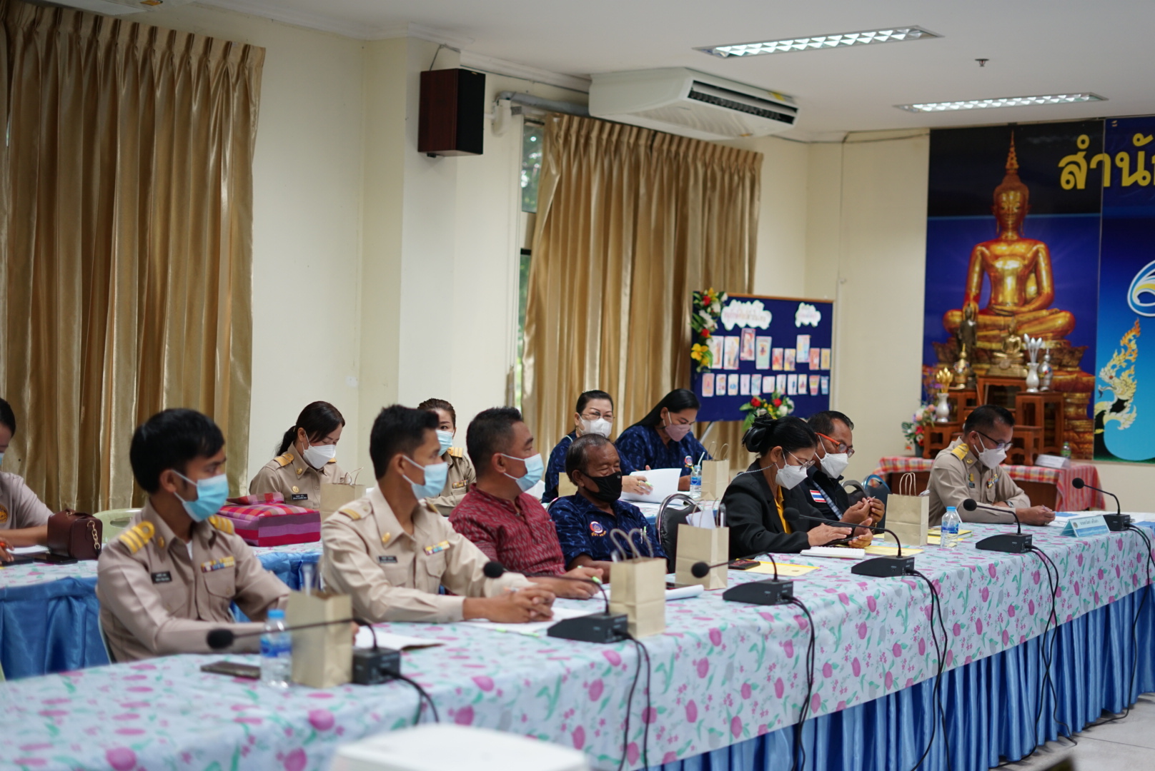 พช.หนองคาย จัดโครงการคนหนองคาย ขจัดความยากจน พัฒนาคนทุกช่วงวัย ครัวเรือน TPMAP  กิจกรรม จัดประชุมสร้างความเข้าใจแก่ทีมปฏิบัติการฯ  (ระดับตำบล)