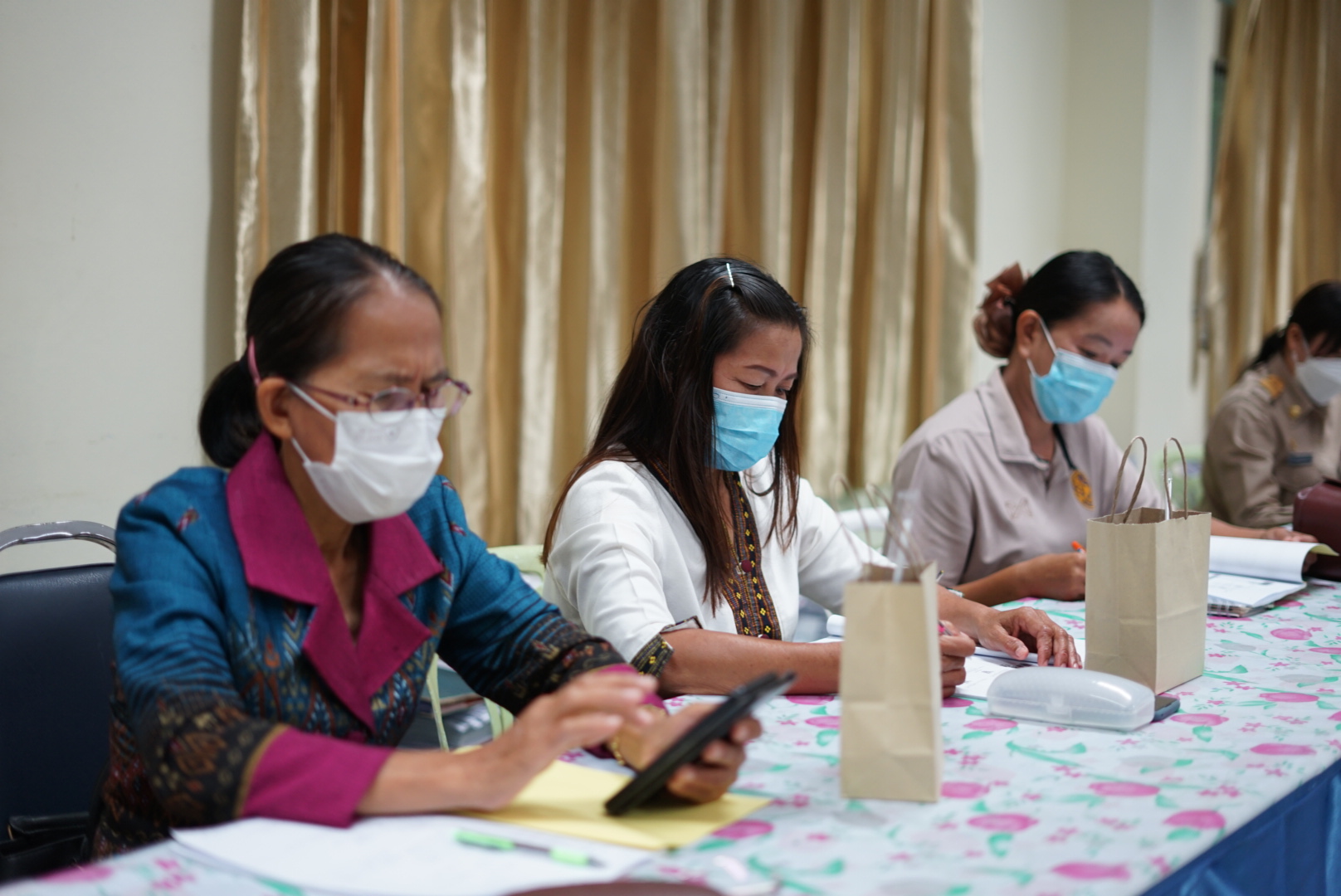 พช.หนองคาย จัดโครงการคนหนองคาย ขจัดความยากจน พัฒนาคนทุกช่วงวัย ครัวเรือน TPMAP  กิจกรรม จัดประชุมสร้างความเข้าใจแก่ทีมปฏิบัติการฯ  (ระดับตำบล)