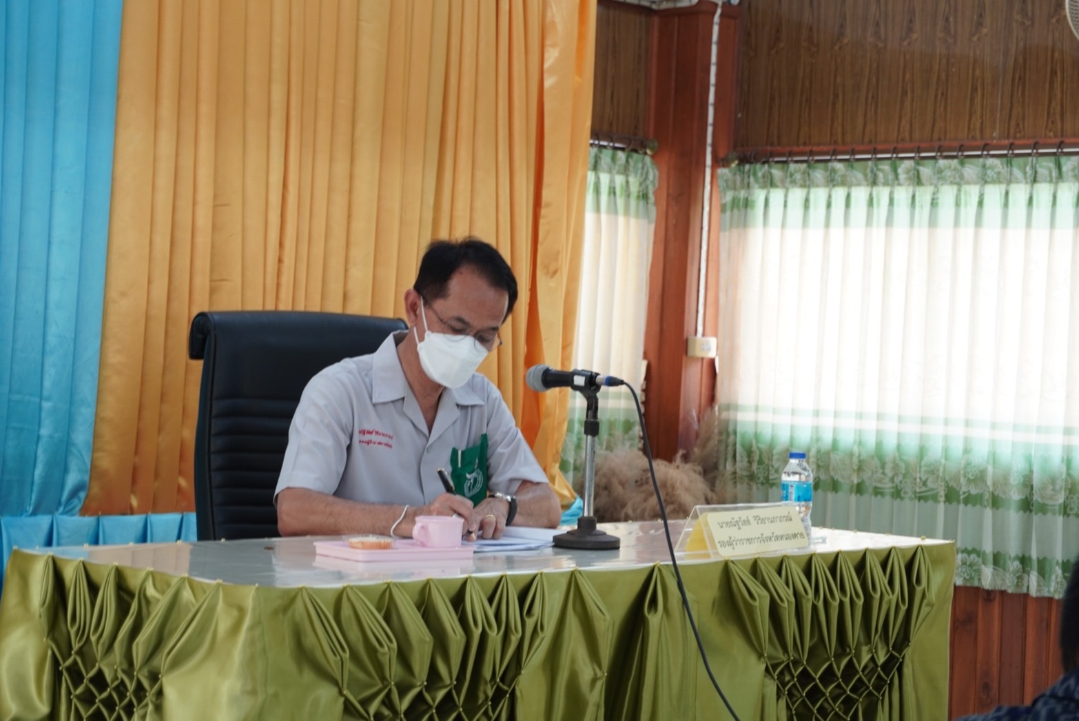 รองผู้ว่าราชการจังหวัดหนองคาย มอบทุนอุปการะเด็ก กองทุนพัฒนาเด็กชนบทในพระราชูปถัมภ์ สมเด็จพระเทพรัตนราชสุดา สยามบรมราชกุมารี โครงการบริการจังหวัดเคลื่อนที่แบบบูรณาการ และหน่วยบำบัดทุกข์ บำรุงสุข จังหวัดหนองคาย