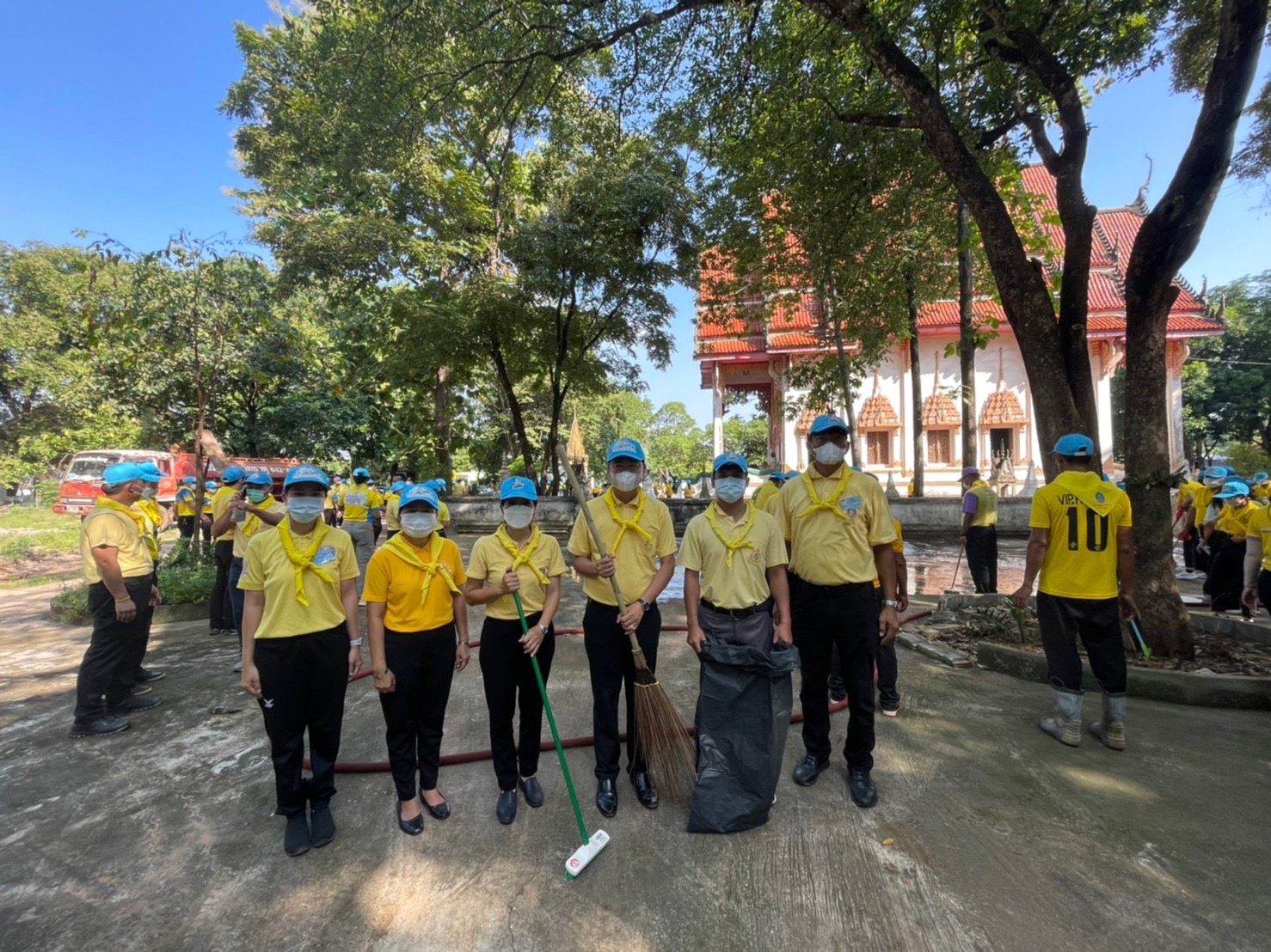 พช.หนองคาย ร่วมกิจกรรมจิตอาสาพัฒนา เนื่องในวันเฉลิมพระชนมพรรษาสมเด็จพระเจ้าอยู่หัว 28 กรกฎาคม 2565 กิจกรรมพัฒนาสิ่งแวดล้อมและบำเพ็ญสาธารณประโยชน์