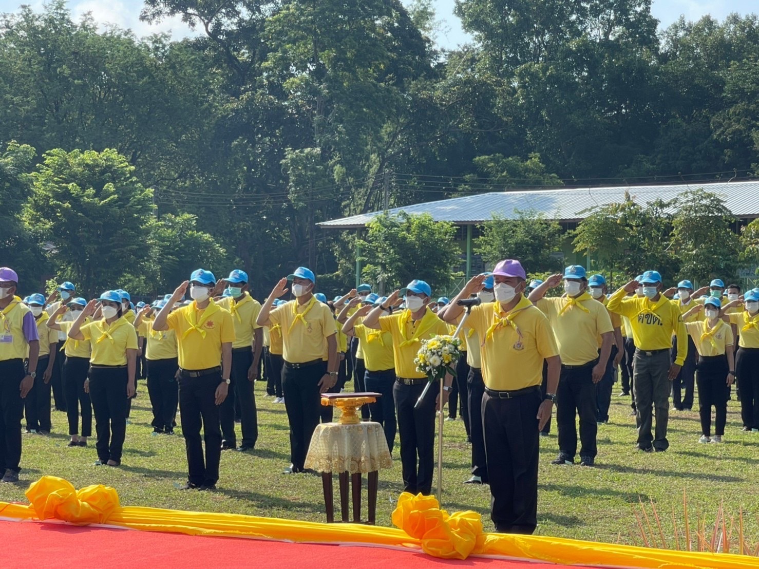 พช.หนองคาย ร่วมกิจกรรมจิตอาสาพัฒนา เนื่องในวันเฉลิมพระชนมพรรษาสมเด็จพระเจ้าอยู่หัว 28 กรกฎาคม 2565 กิจกรรมพัฒนาสิ่งแวดล้อมและบำเพ็ญสาธารณประโยชน์